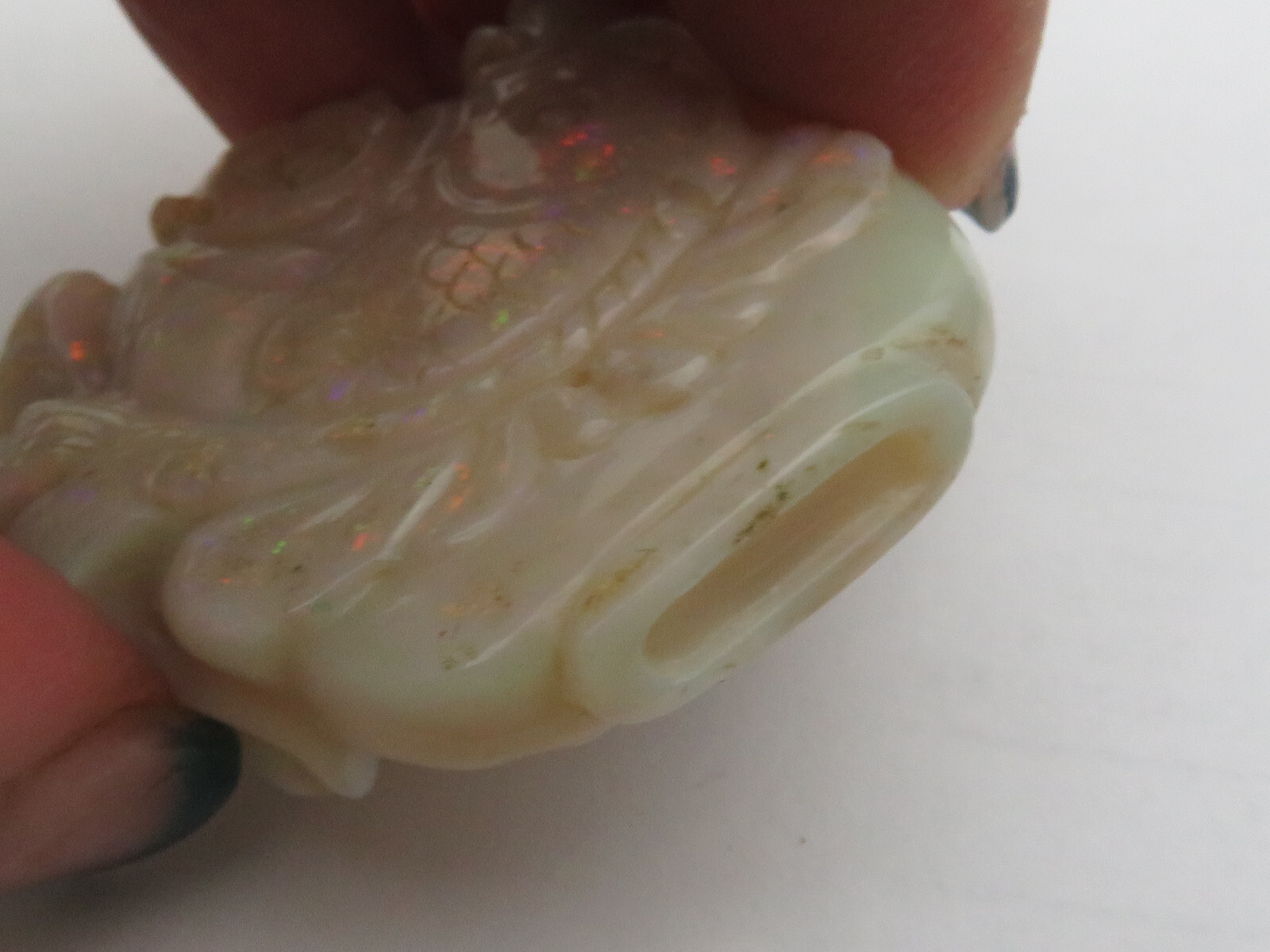 Antique Qing Dynasty Chinese carved Australian opal 105,5 Ct. SNUFF BOTTLE