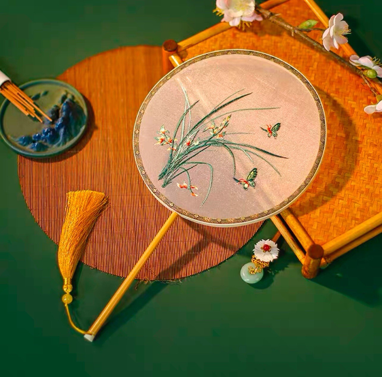 Chinese embroidery round fan double-sided embroidery Multi-style
