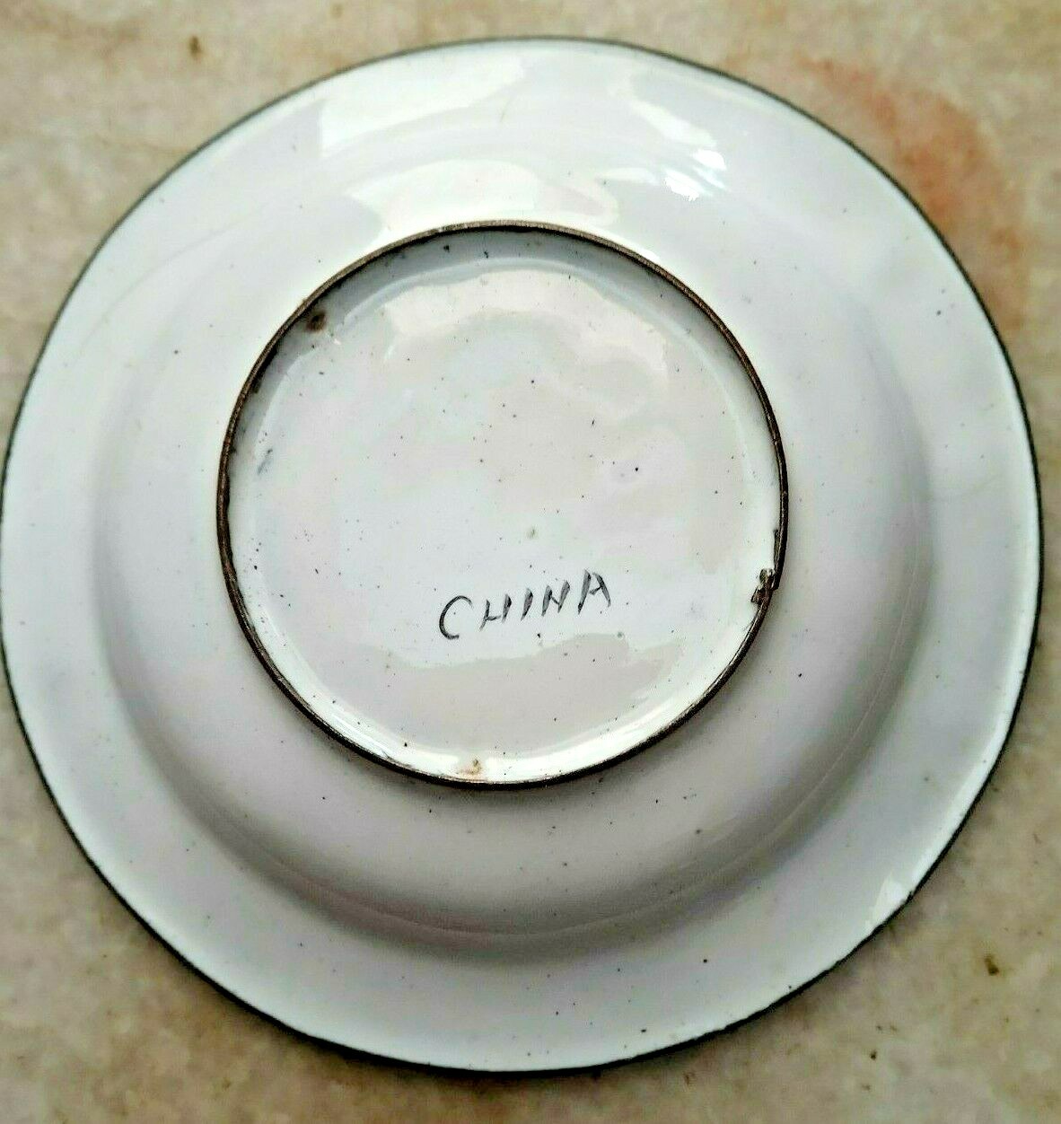 MINIATURE CHINESE PLATE WITH MULTICOLOR ENAMAL PAINTING ON BRASS VINTAGE COLLECT
