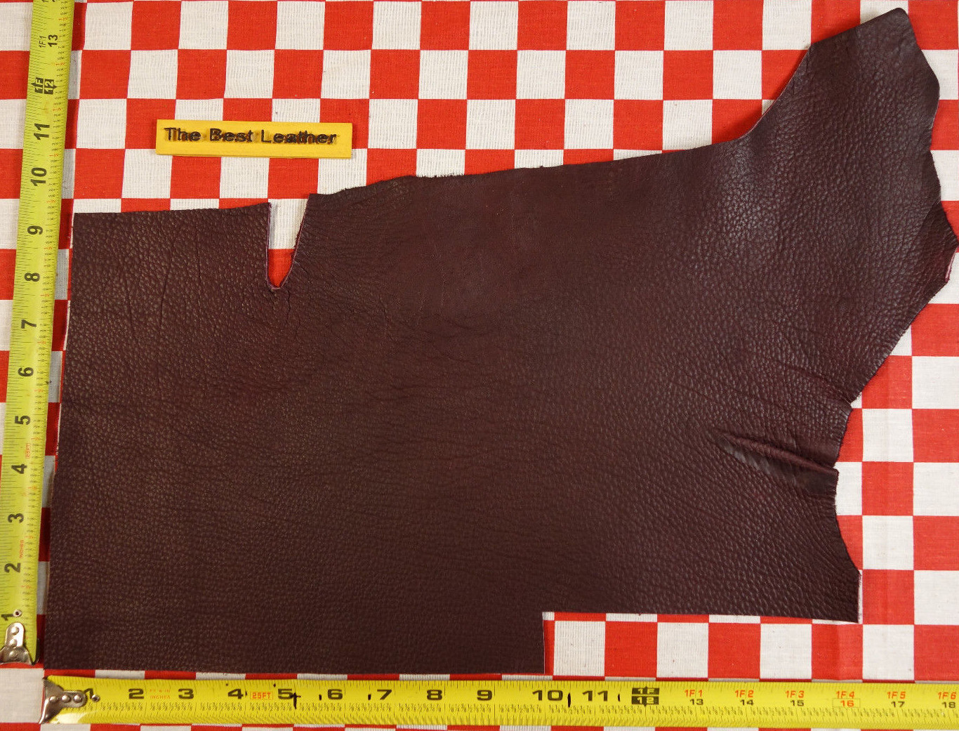 HORWEEN BURGUNDY BISON 5 oz LEATHER PIECE, 18″ x 13″ NAT. QLTY – Dark Spots