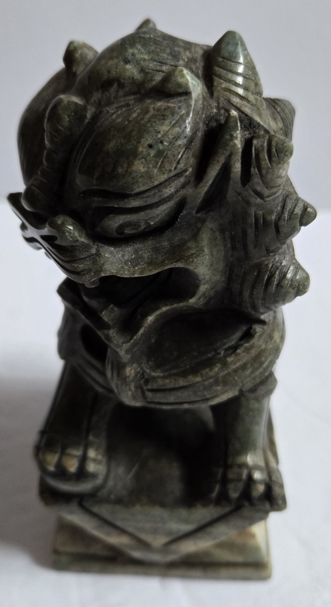Vintage Hand Carved Jade Foo Dog Foo Lion Sculpture Feng Shui Lucky Protection