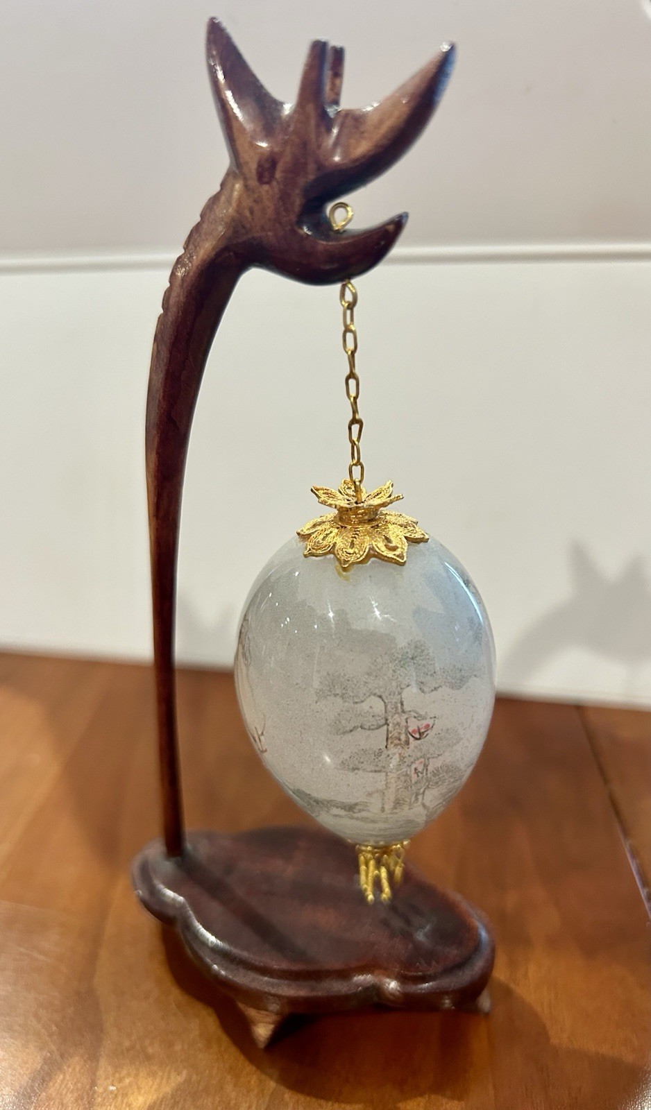 ESTATE VTG SOUVENIR FROM ASIA REVERSE PAINTED EGG DISPLAY ON WOOD STAND