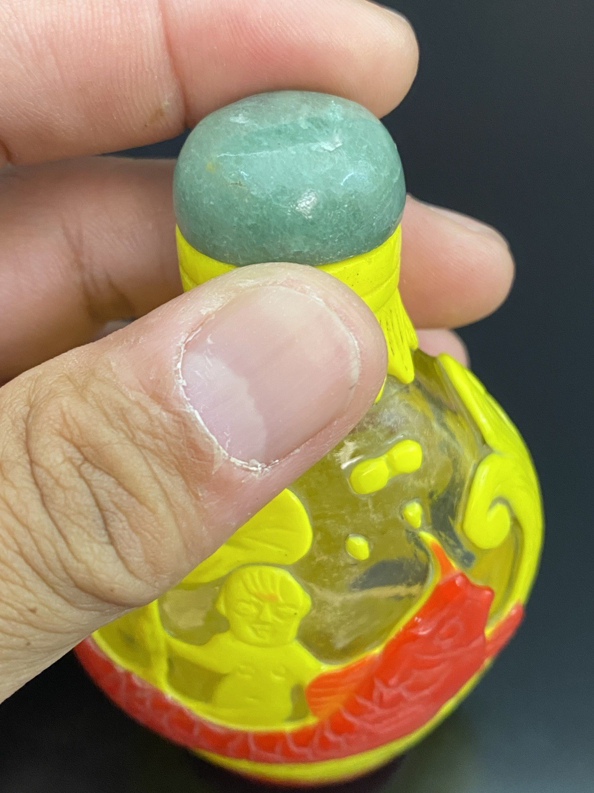 Antique Chinese Peking Glass Yellow Overlay Snuff Bottle Jade Top Koi Fish Motif