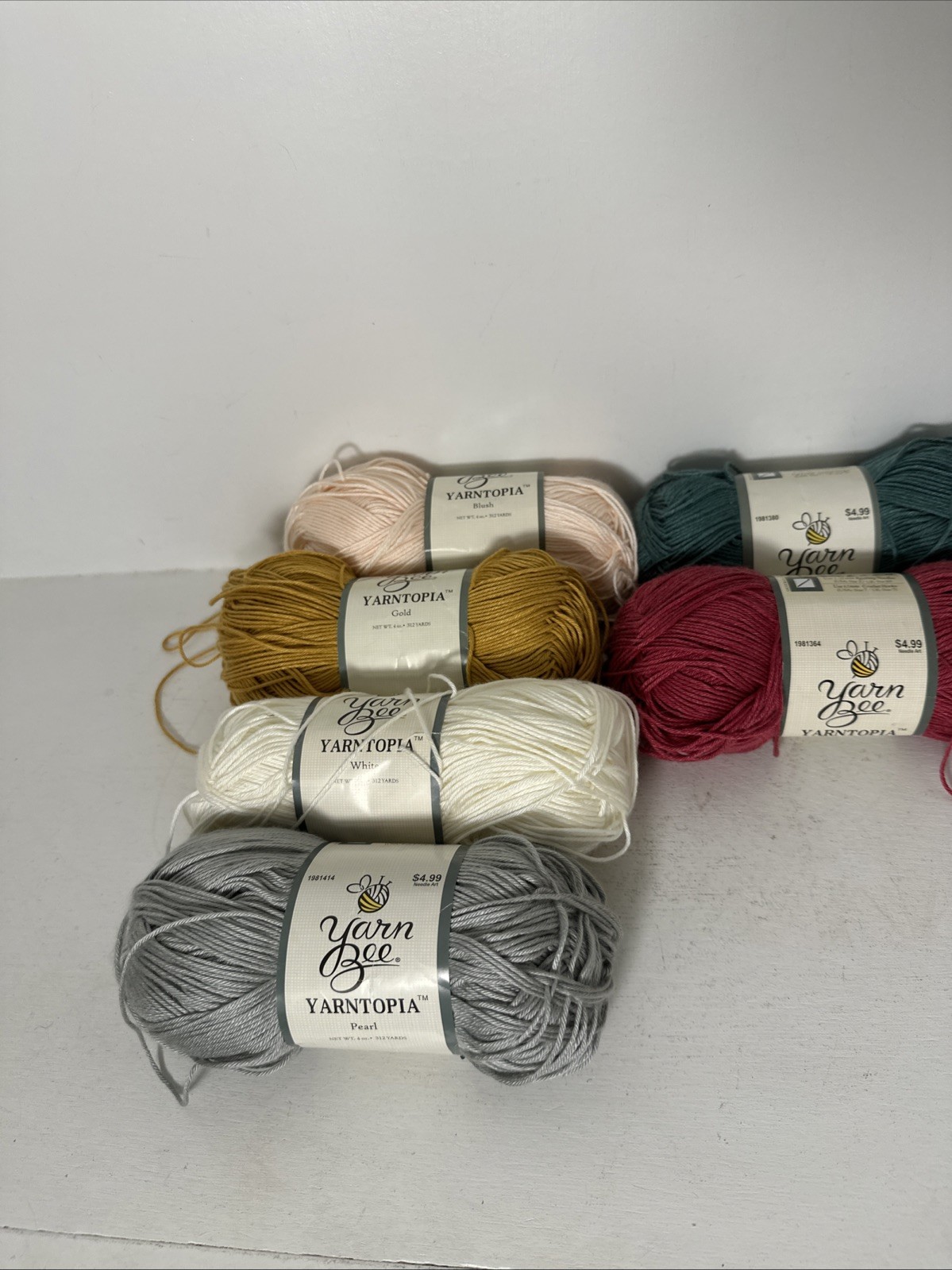 Lot Of 6Skeins Yarn Bee Yarntopia 100% 4 Oz Acrylic Multiple Colors