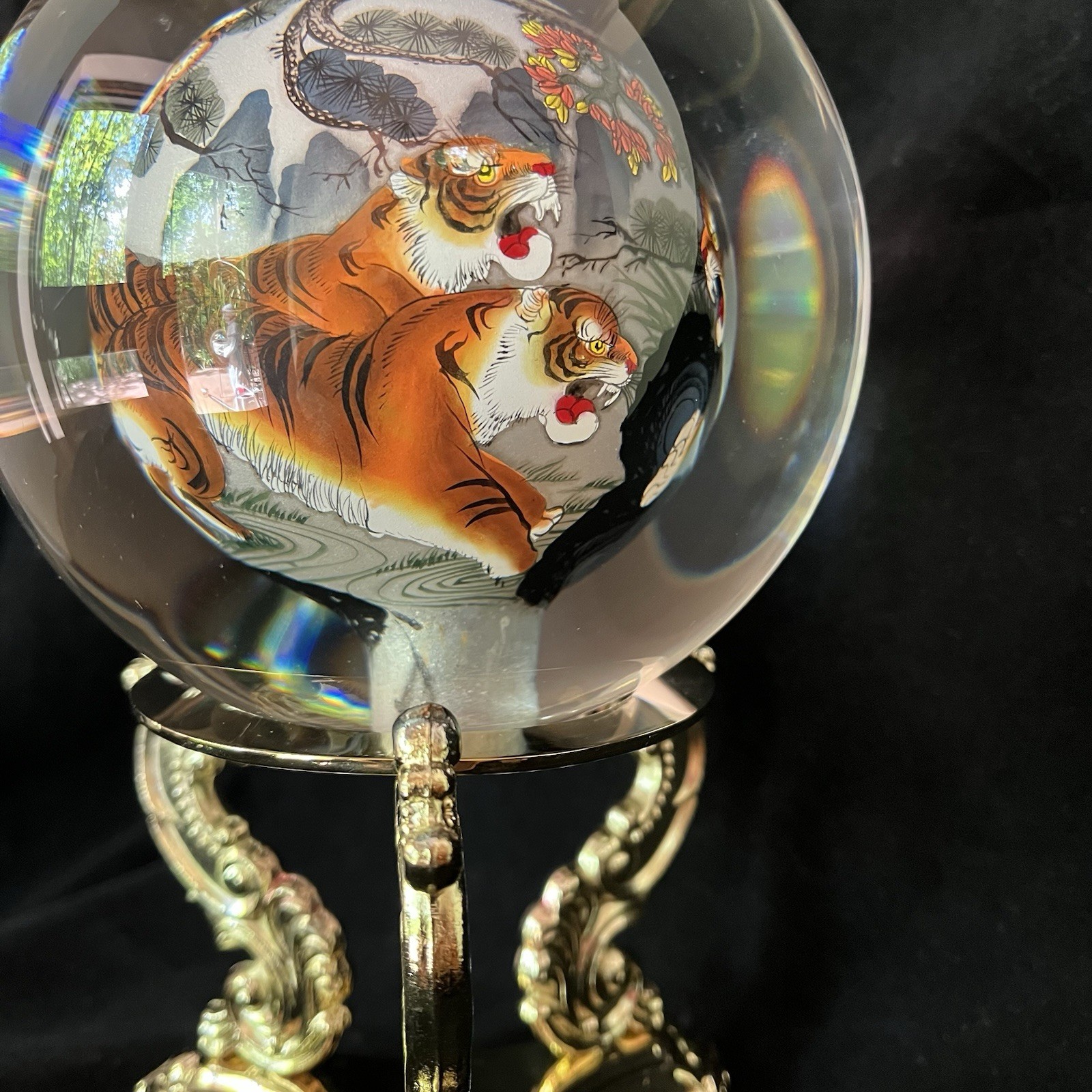 Chinese Glass Globe Five Tigers Inside Painted Reverse Art Lg 4.5in On Gold Base