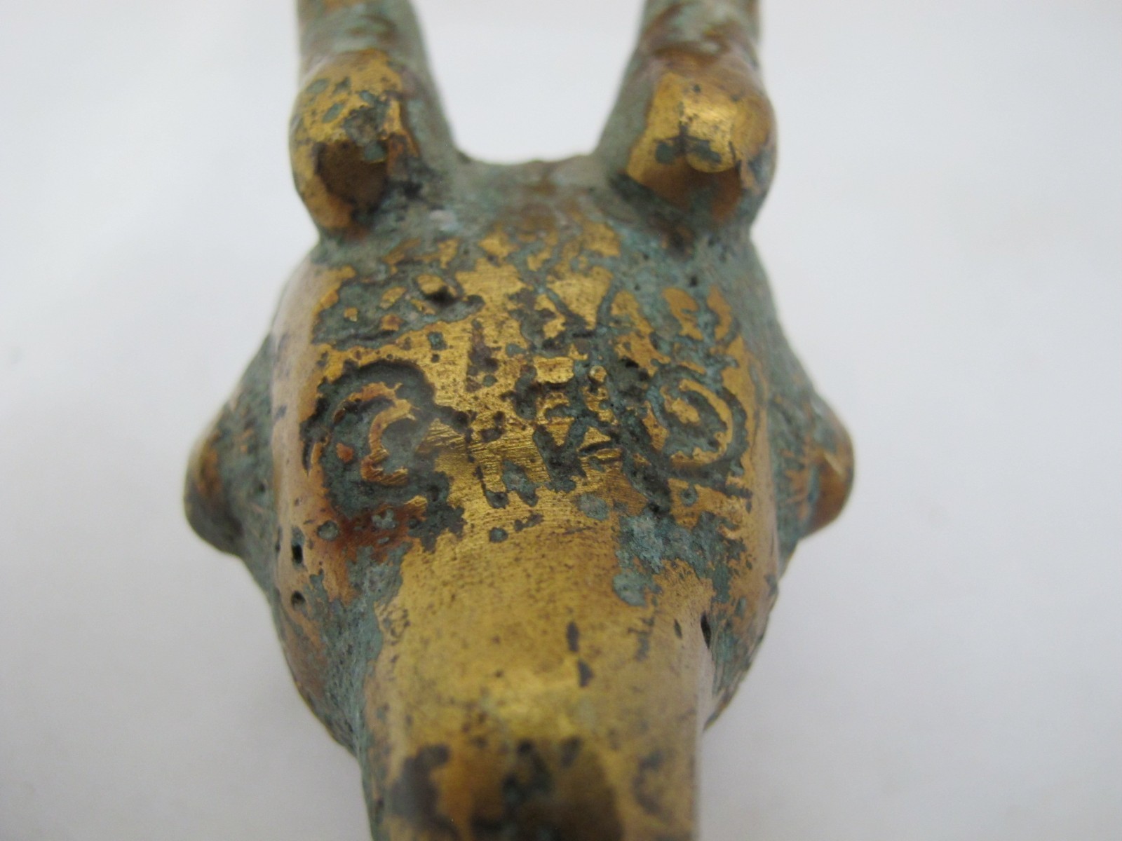 CHINESE Archaic BIRD Bronze Ware Gold Toad Accent Ritual WINE Vessel Pitcher