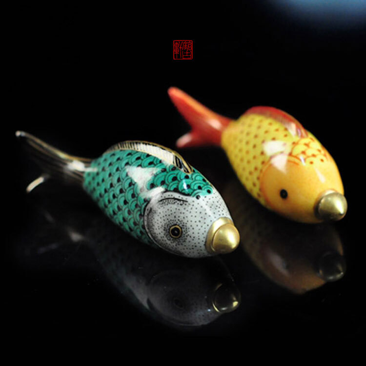 4″ Chinese Famille Rose Porcelain Gild Animal Two Fish Snuff Bottle Pair
