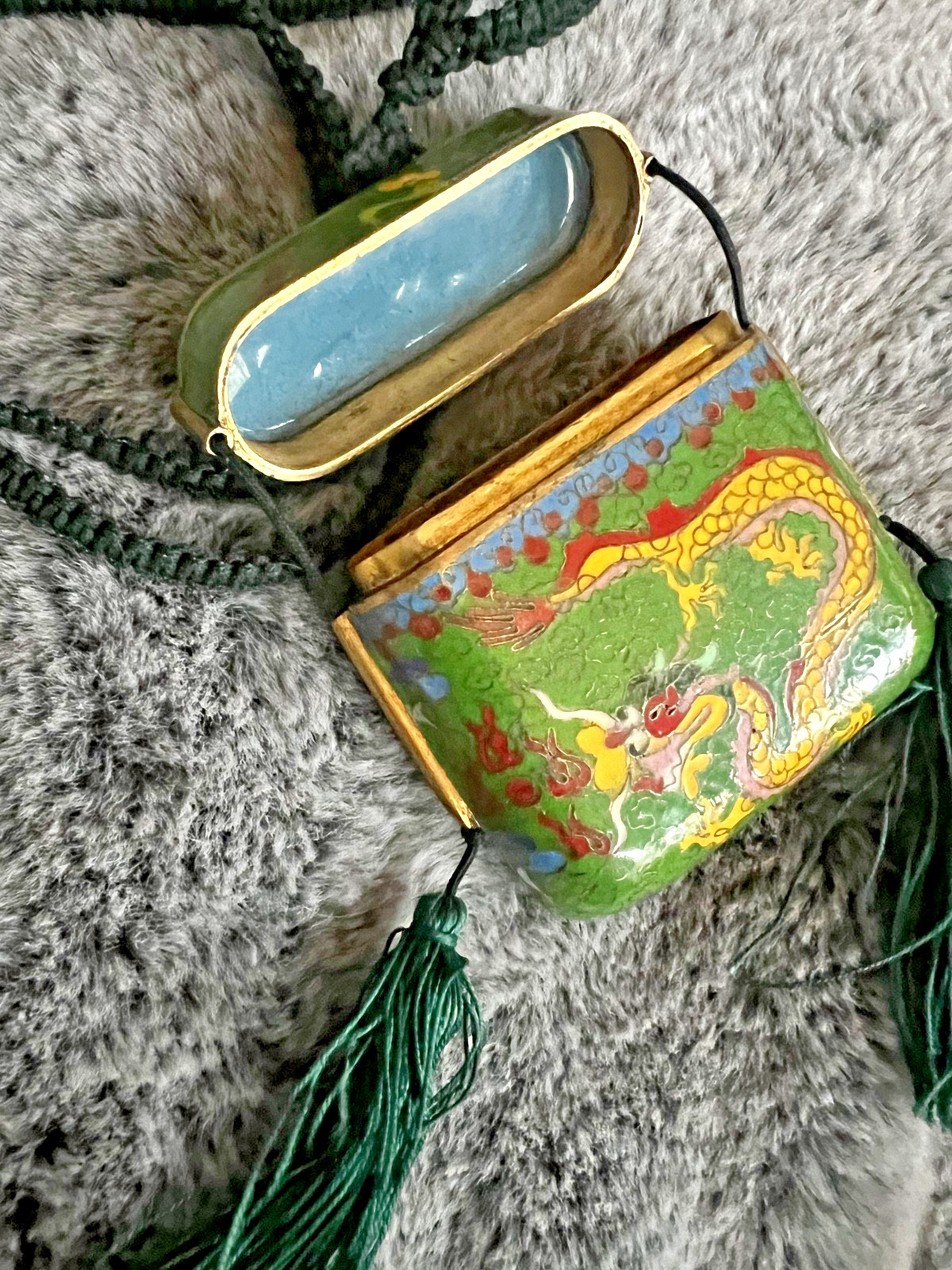 Vintage CHINESE CLOISONNE ENAMEL BRASS PURSE – green dragon