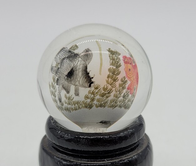 Mini Chinese Art Glass Reverse Hand Painted Koi Fish Sphere Globe with Stand