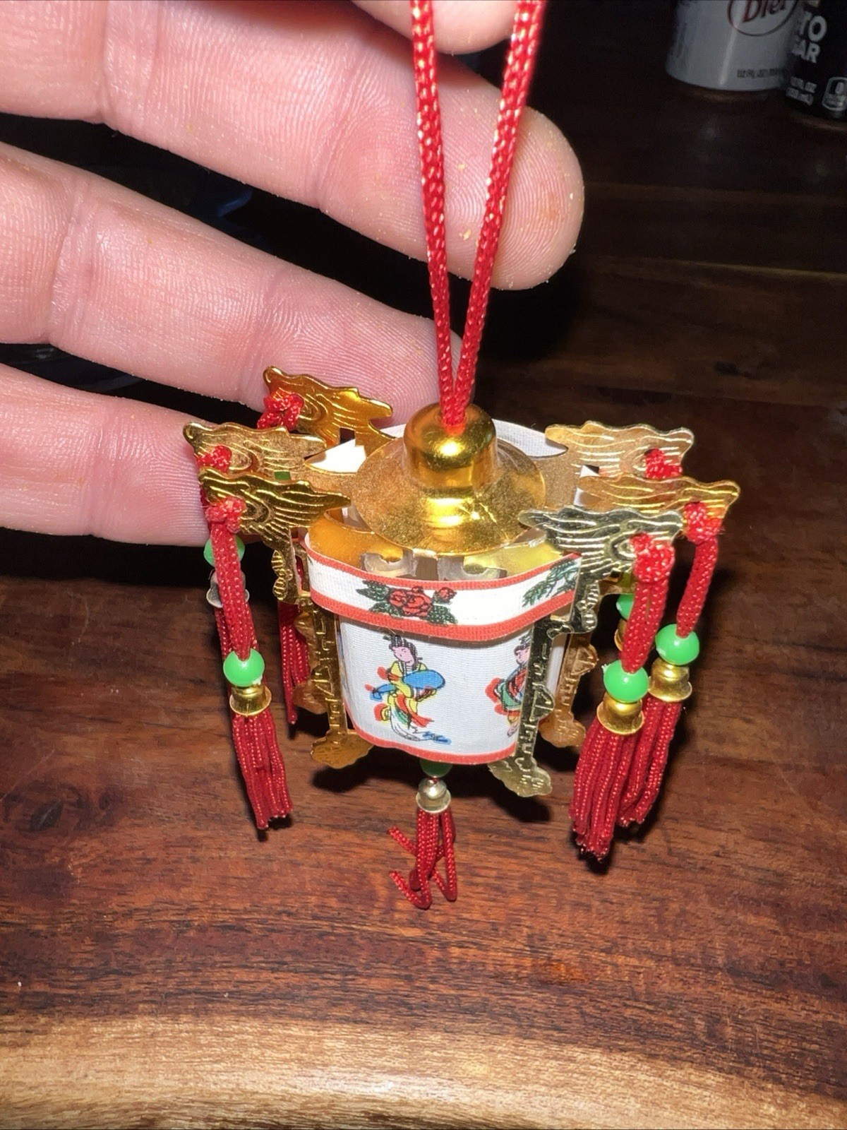 VINTAGE CHINESE PALACE LANTERN SMALL 2″x2″ ORNAMENT MADE IN TAIWAN