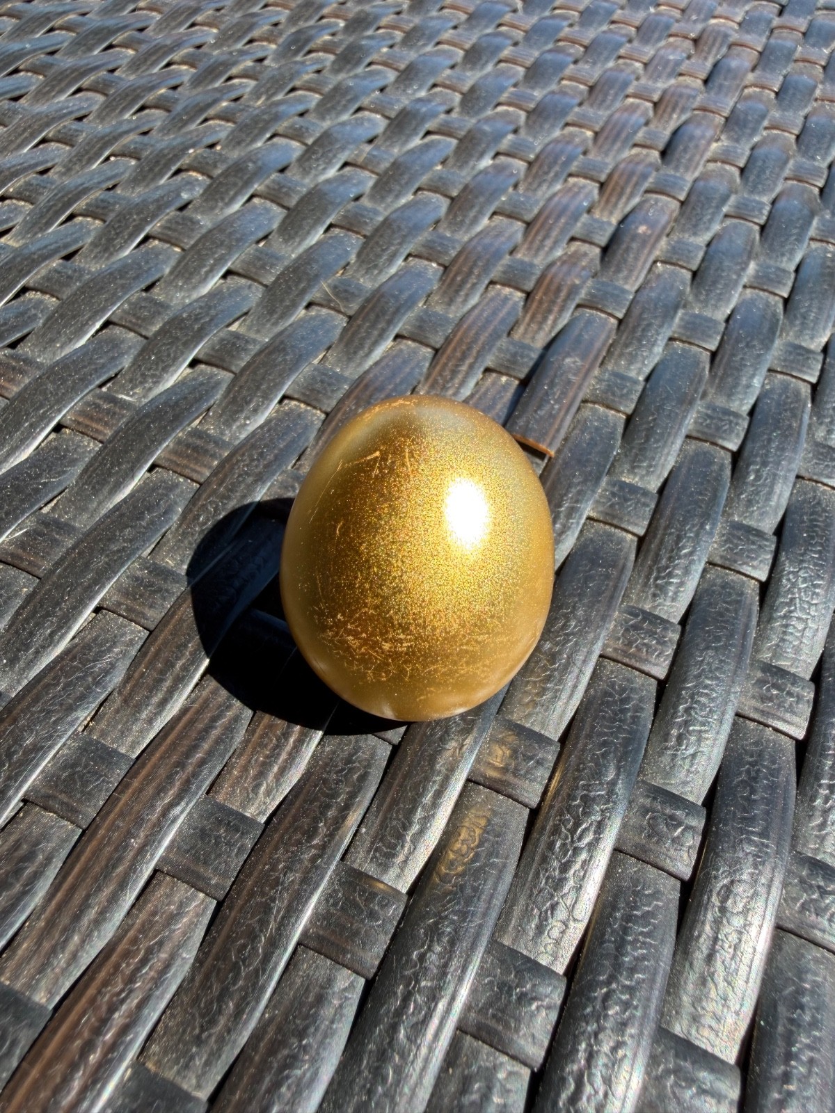 Risis Chinese Gold Decorative Display Egg with Stand Elegant Ornament