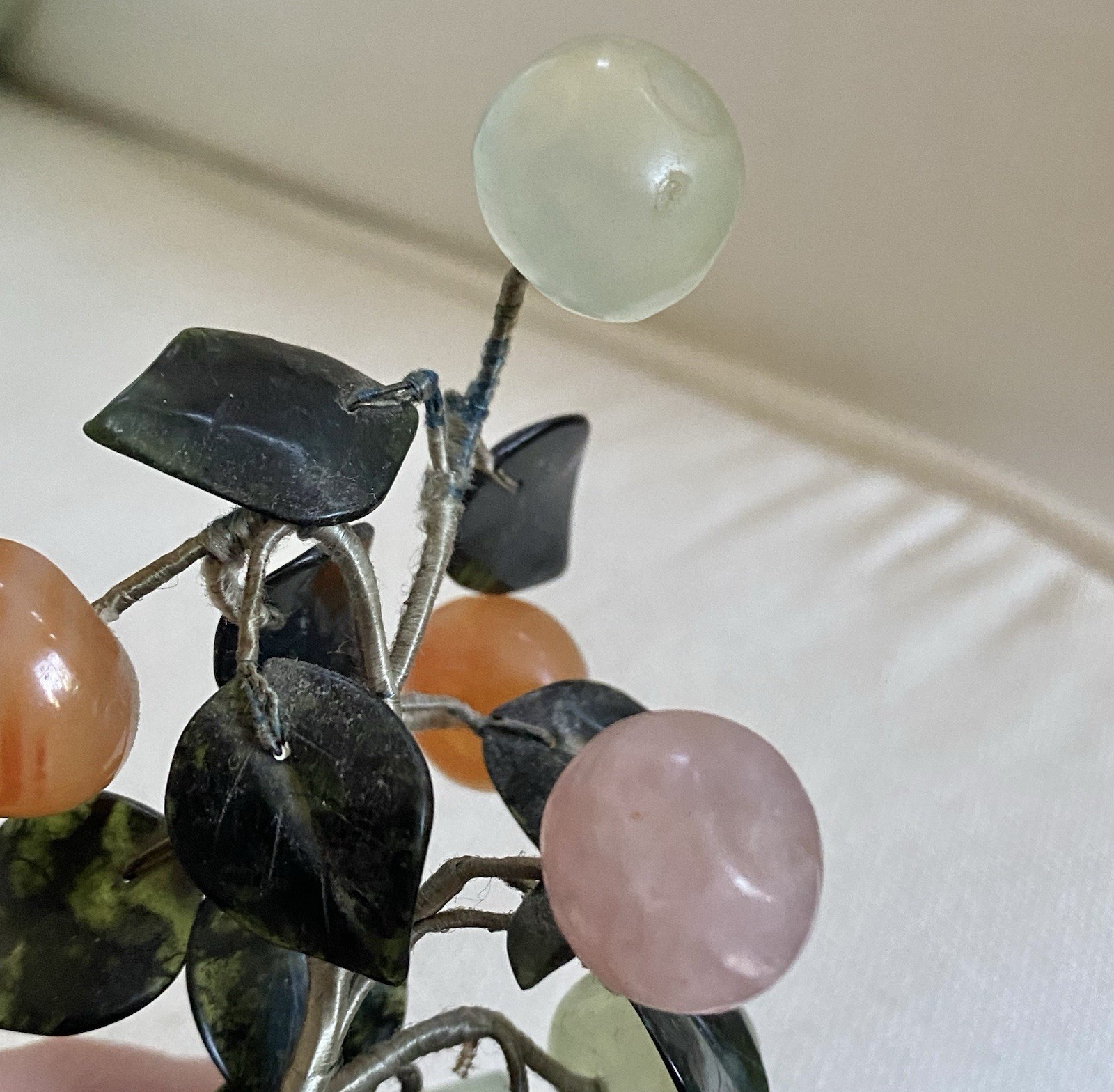 Vtg Chinese Asian Fruit BONSAI TREE JADE CARNELIAN Rock Crystal Soapstone 5”