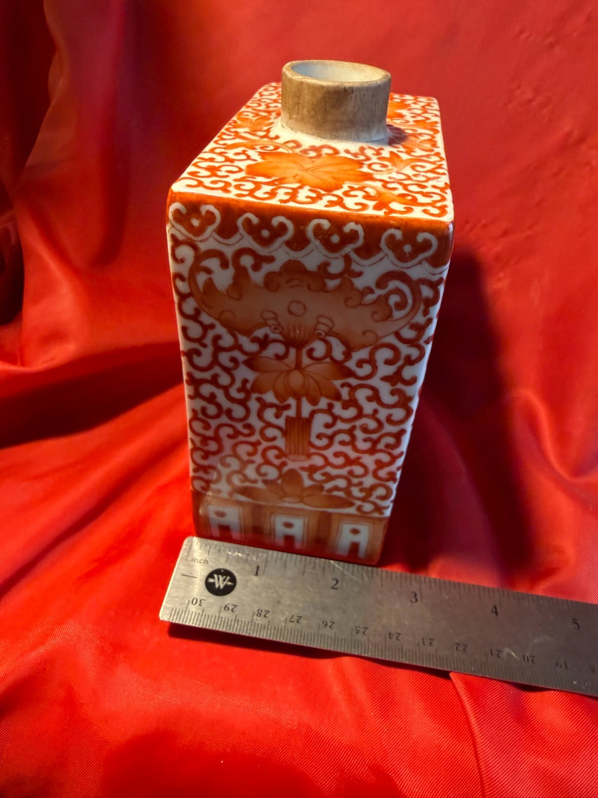 Chinese Old Porcelain Vase