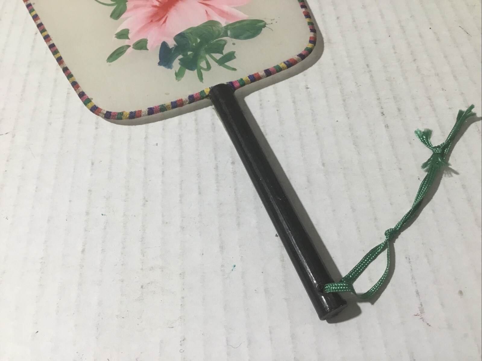 4 Vintage Silk Fans Pandas – Flower – Sea Scape – Sea Life.