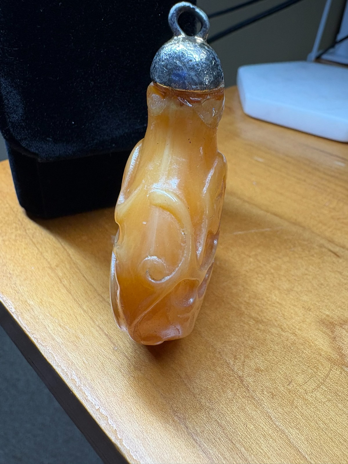 Vintage Carved Agate Snuff Bottle Pendant