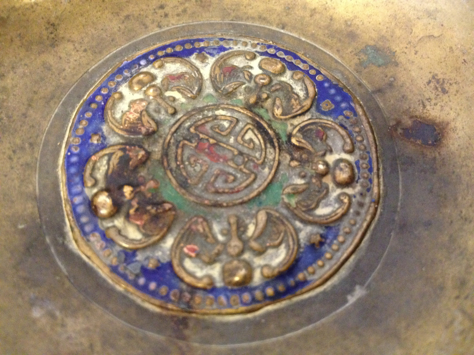 Vintage Antique Chinese Brass Ashtray w/ Enamel, Bats & Symbol Decoration