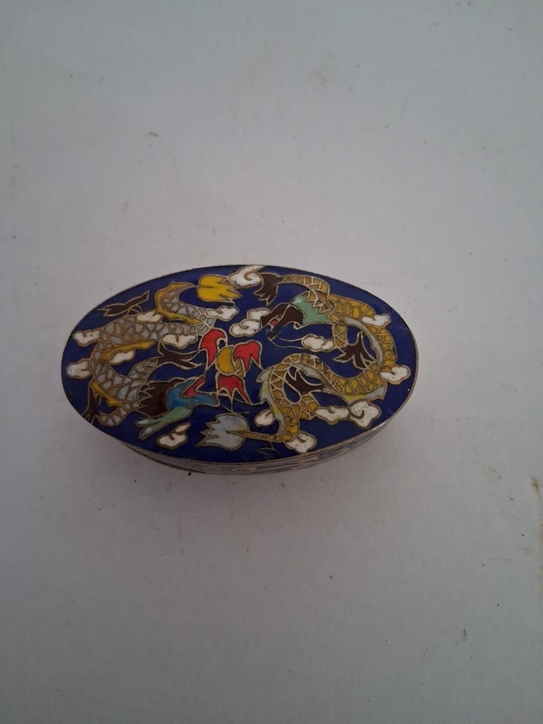 (B3) Cloisonné brass metal trinket decorative box – 2.5″ long Asian design