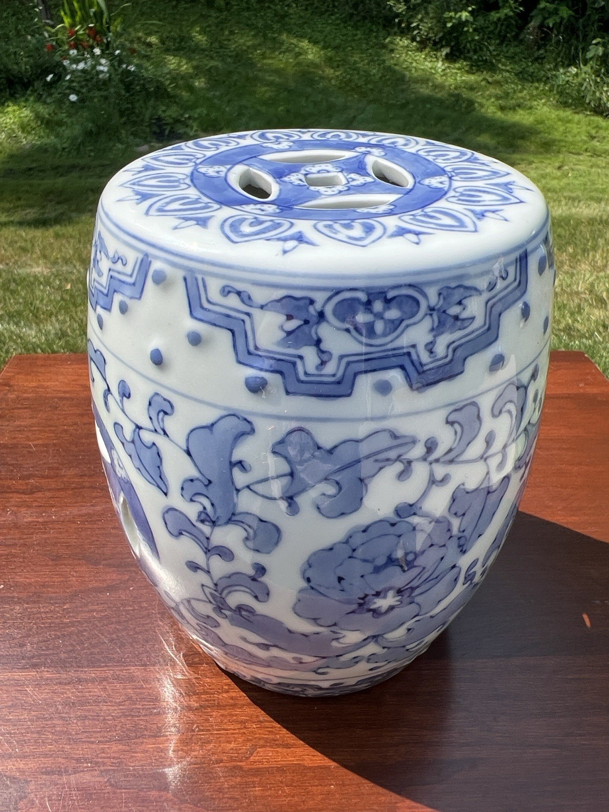 VTG Handpainted Blue and White Chinoiserie Porcelain Plant Stand Riser Pedestal