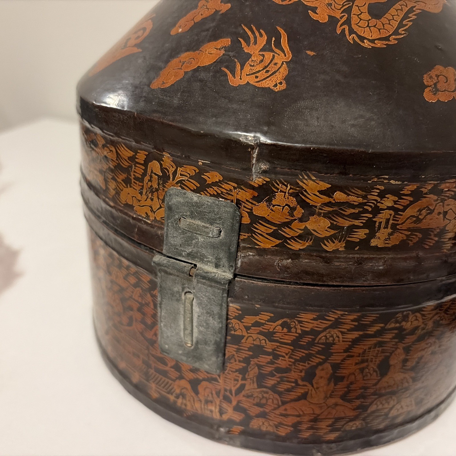Oriental Vintage Lacquer Wooden Caddy Dresser Case Set Dragons