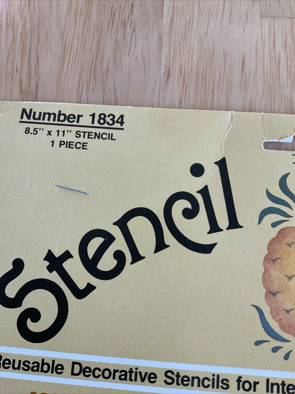 Vintage Plaid Enterprises Inc. Stencil Decor No. 1834 Tulips Go ‘Round 8.5″x11″