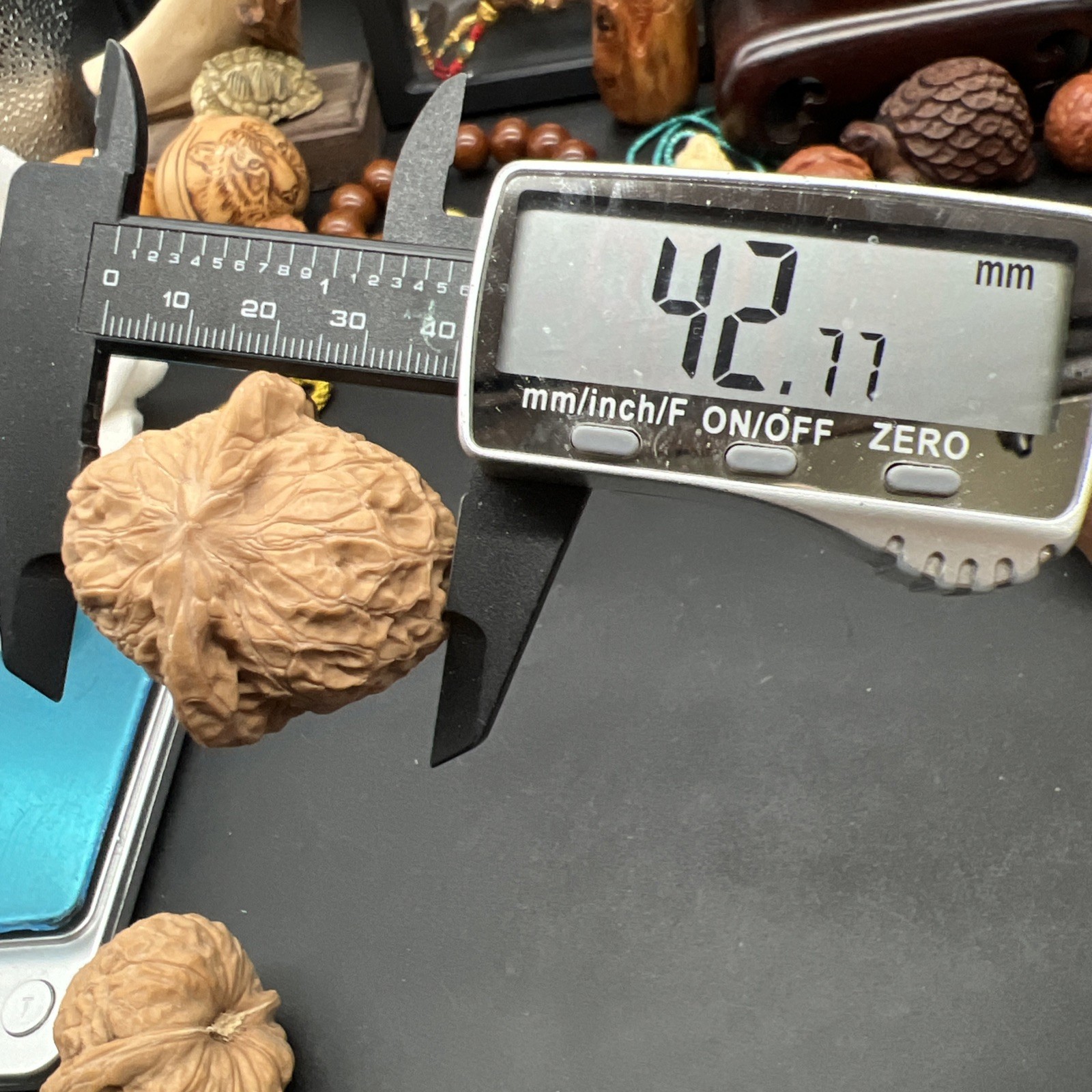Pair of Match Chinese Health Walnut Collection40×42.5×36mm 精配文玩核桃 ～全品元宝大凹底南瓜🎃墩