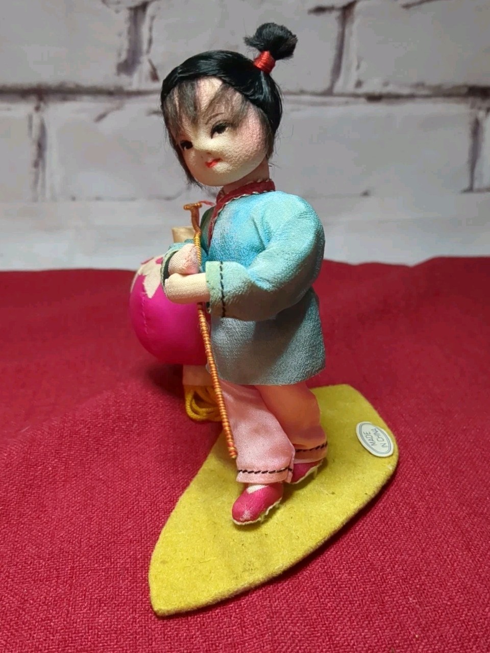 Vintage Peking Silk Doll Figure, Asian Girl Chinese Painted Face Lantern 5″ Tall