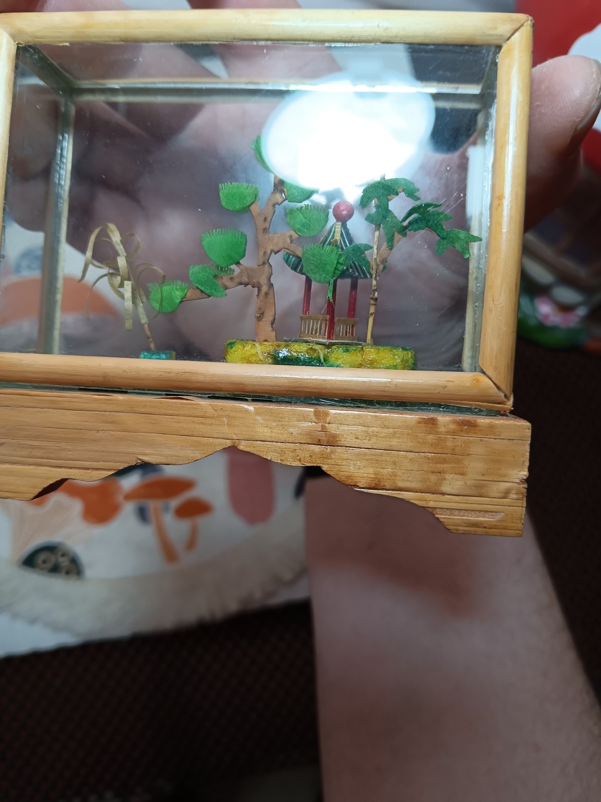 Vintage Chinese Miniature Glass Bamboo Frame Diorama!!!