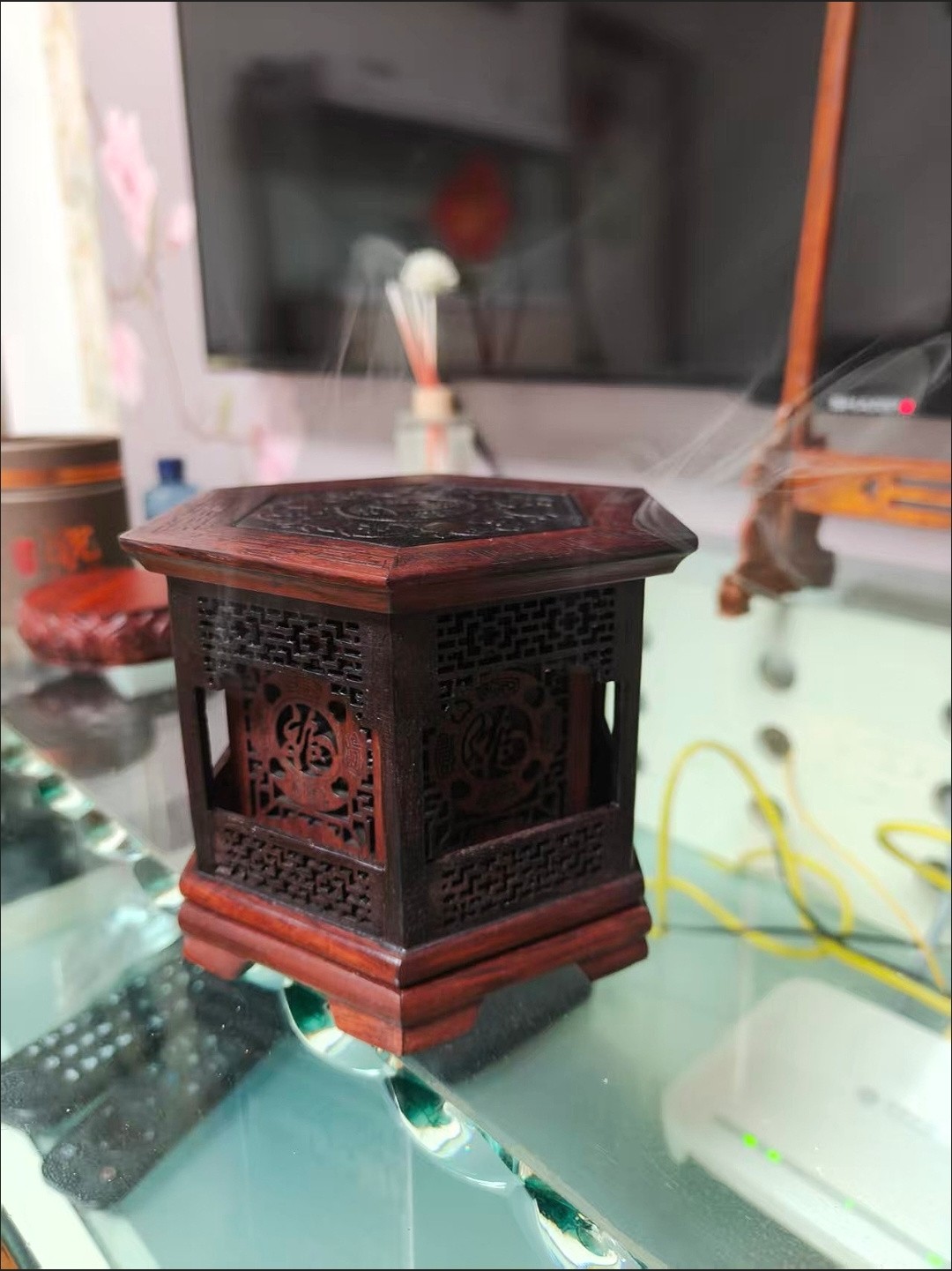 Red Rosewood Incense Burner Hexagonal Hollow Double Layer Wood Censer 10×13.5cm