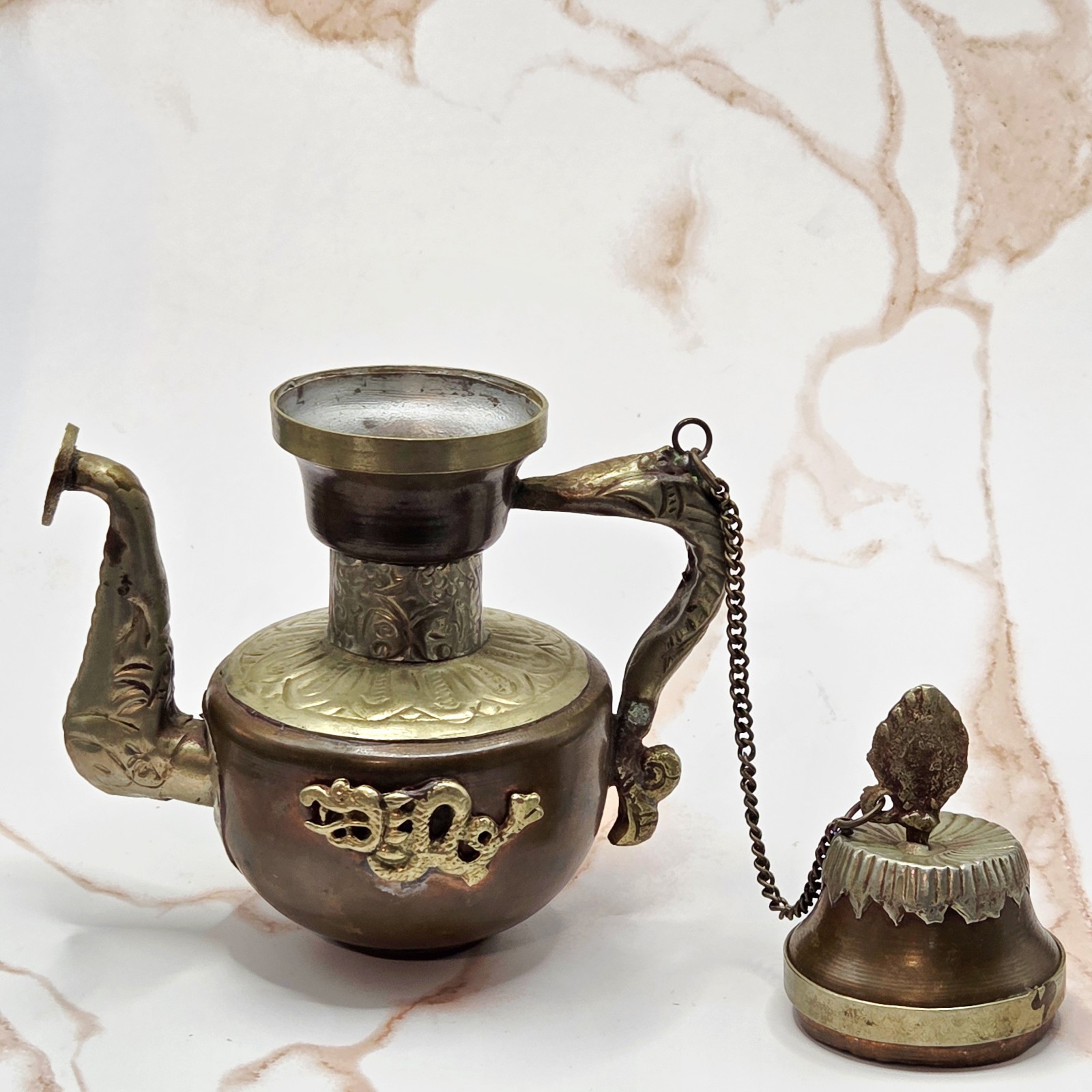 ANTIQUE / VINTAGE COPPER AND BRASS TIBETAN TEAPOT WITH DRAGON