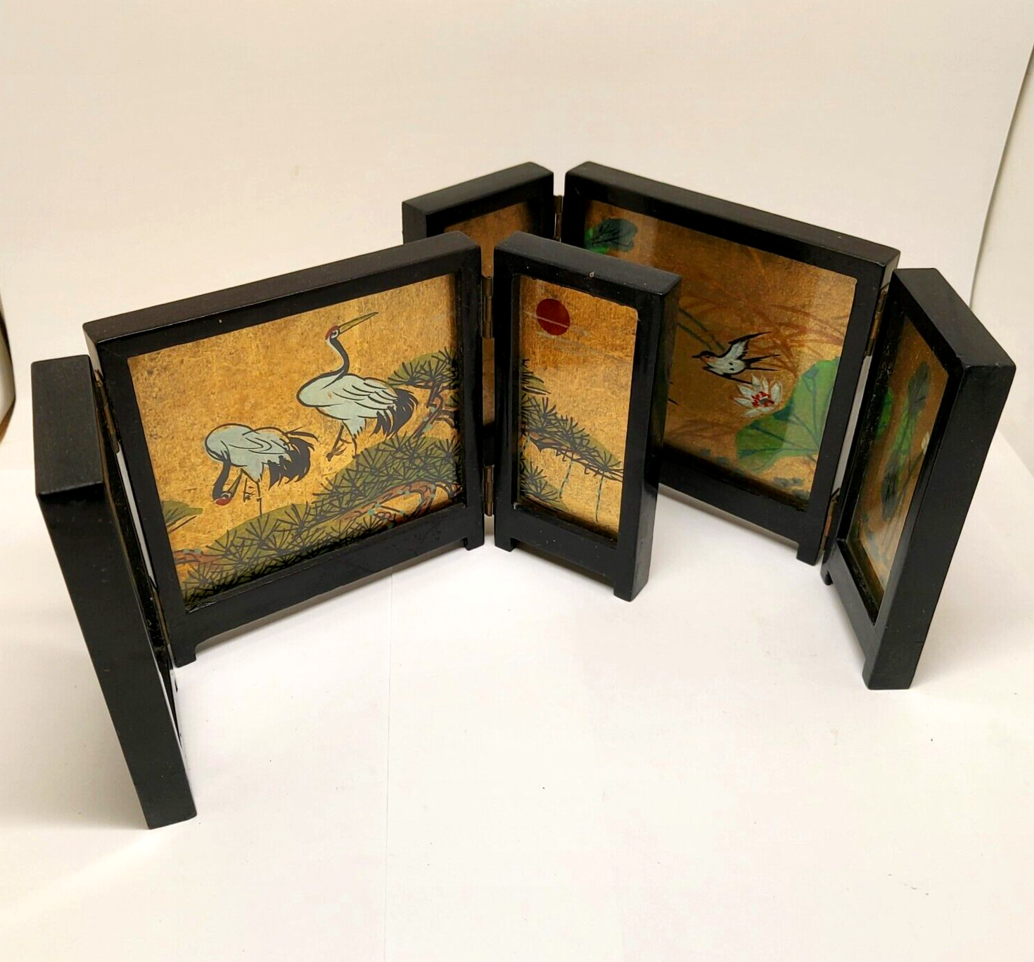 2 Vtg Small 3 Panel Table Top Screens Hand Painted Silk Cranes Birds Flowers