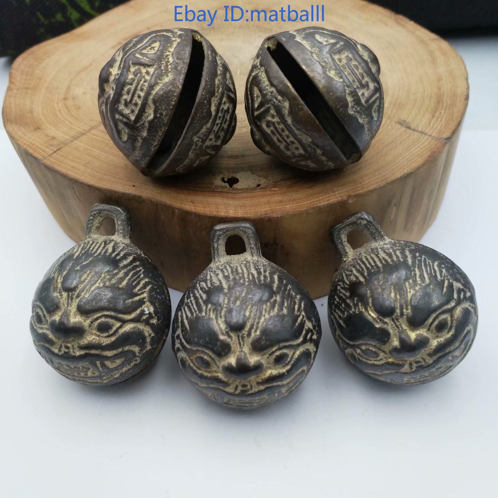 Chinese Tiger Head Bell – Retro Brass Double-Sided Engraved Pet Pendant