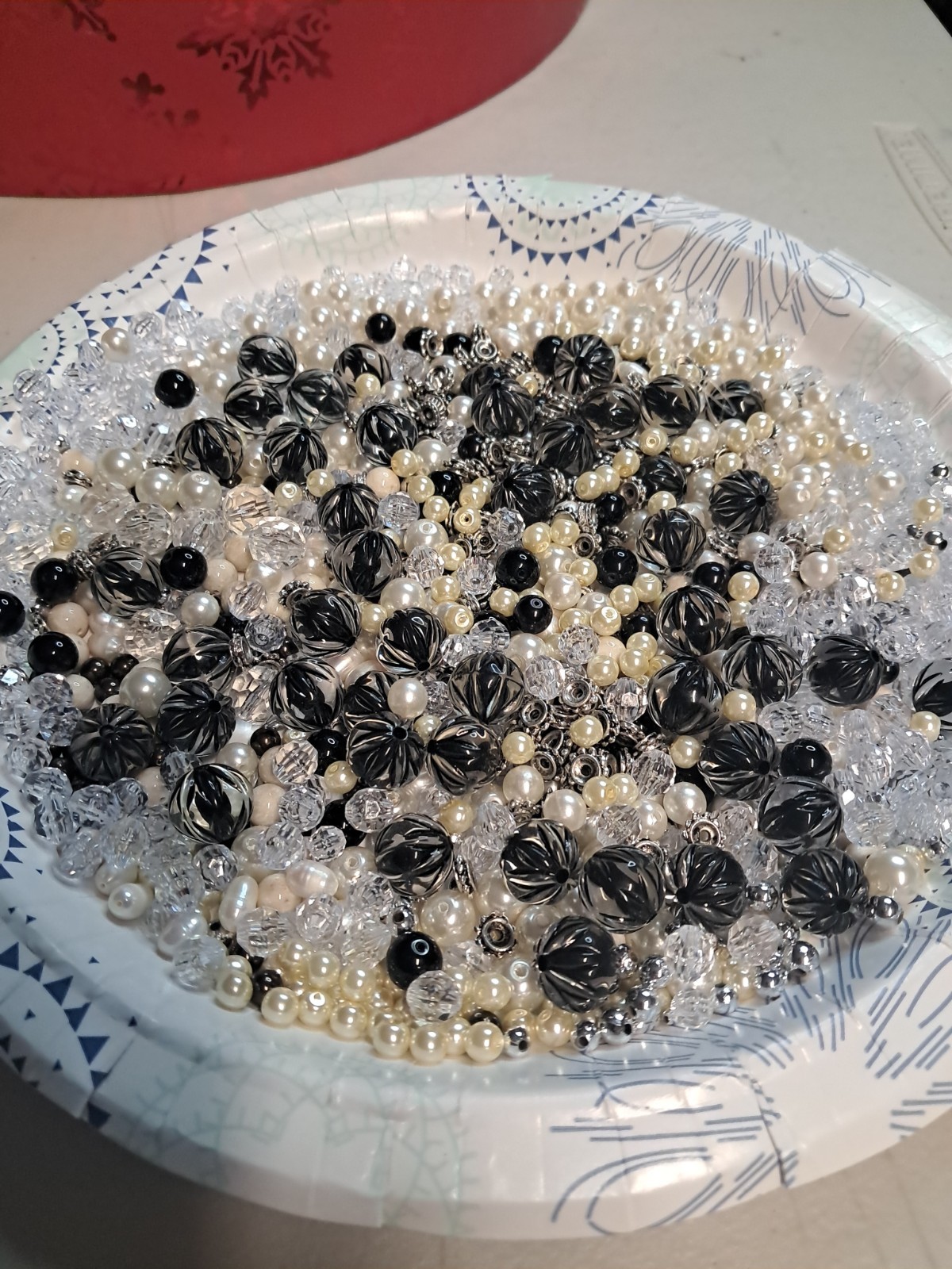 Lot Of Crafting And Jewelry Beads 1 Pound