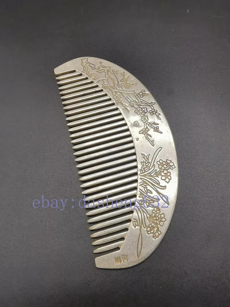 Exquisite Old Chinese handcarved plum bamboo comb statue