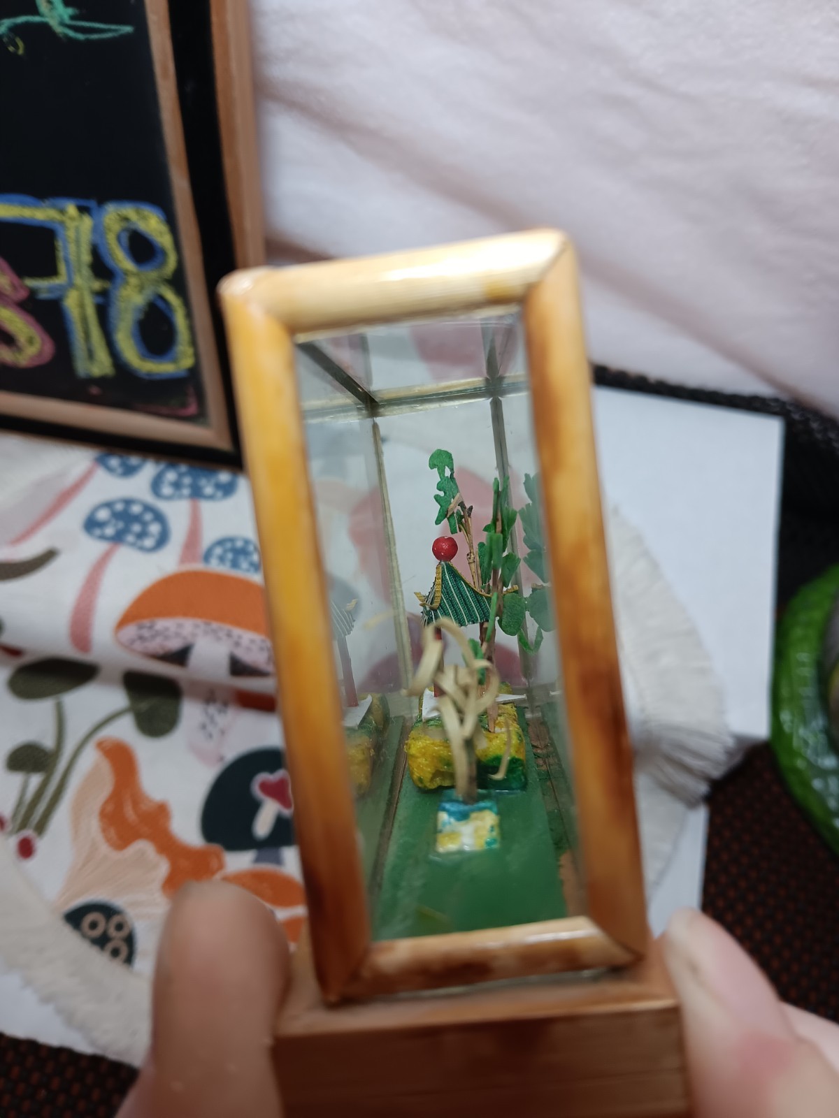 Vintage Chinese Miniature Glass Bamboo Frame Diorama!!!