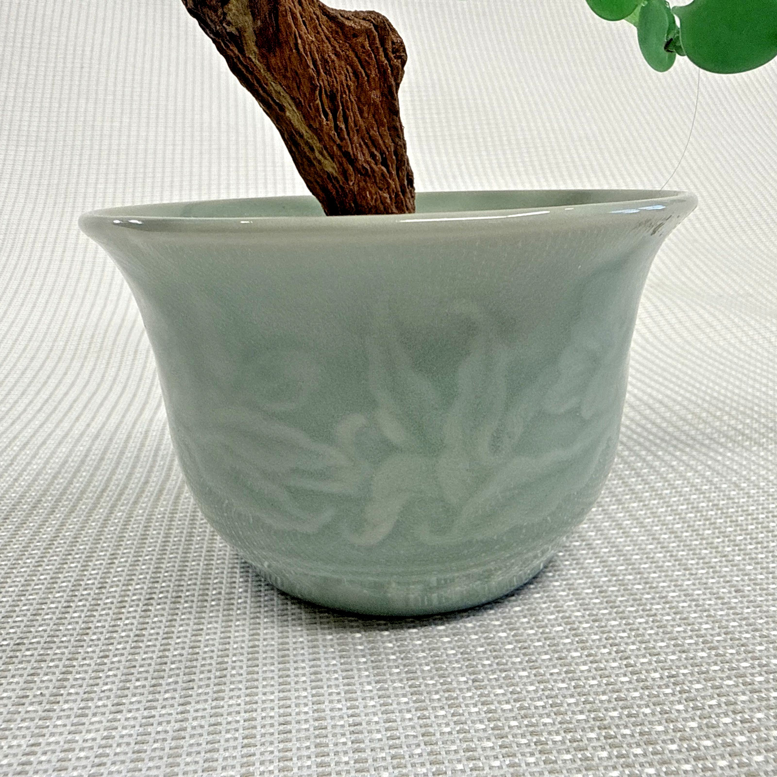 Vintage Chinese Bonsai Cherry Blossom Tree Green Jade-like Glass Leaves