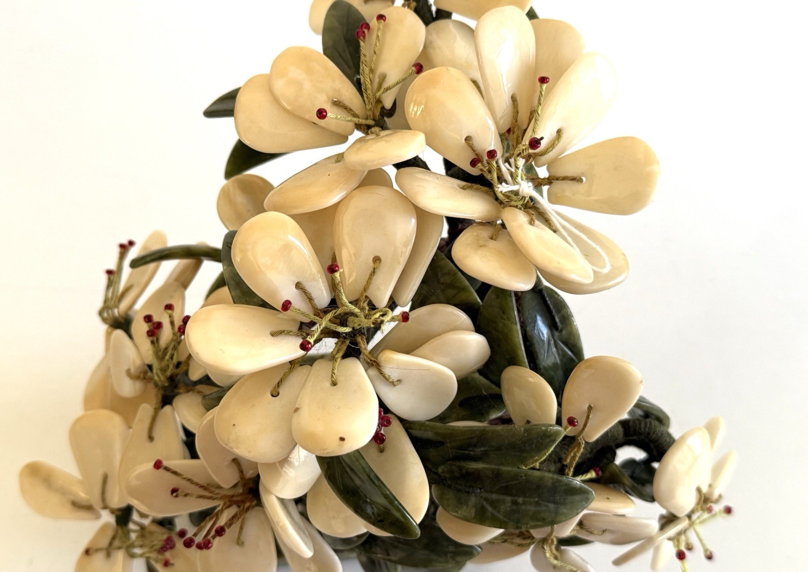 VTG Bonsai Tree Jade Pot Carved Semi Precious Stone Quartz Agate Flowers Blossom