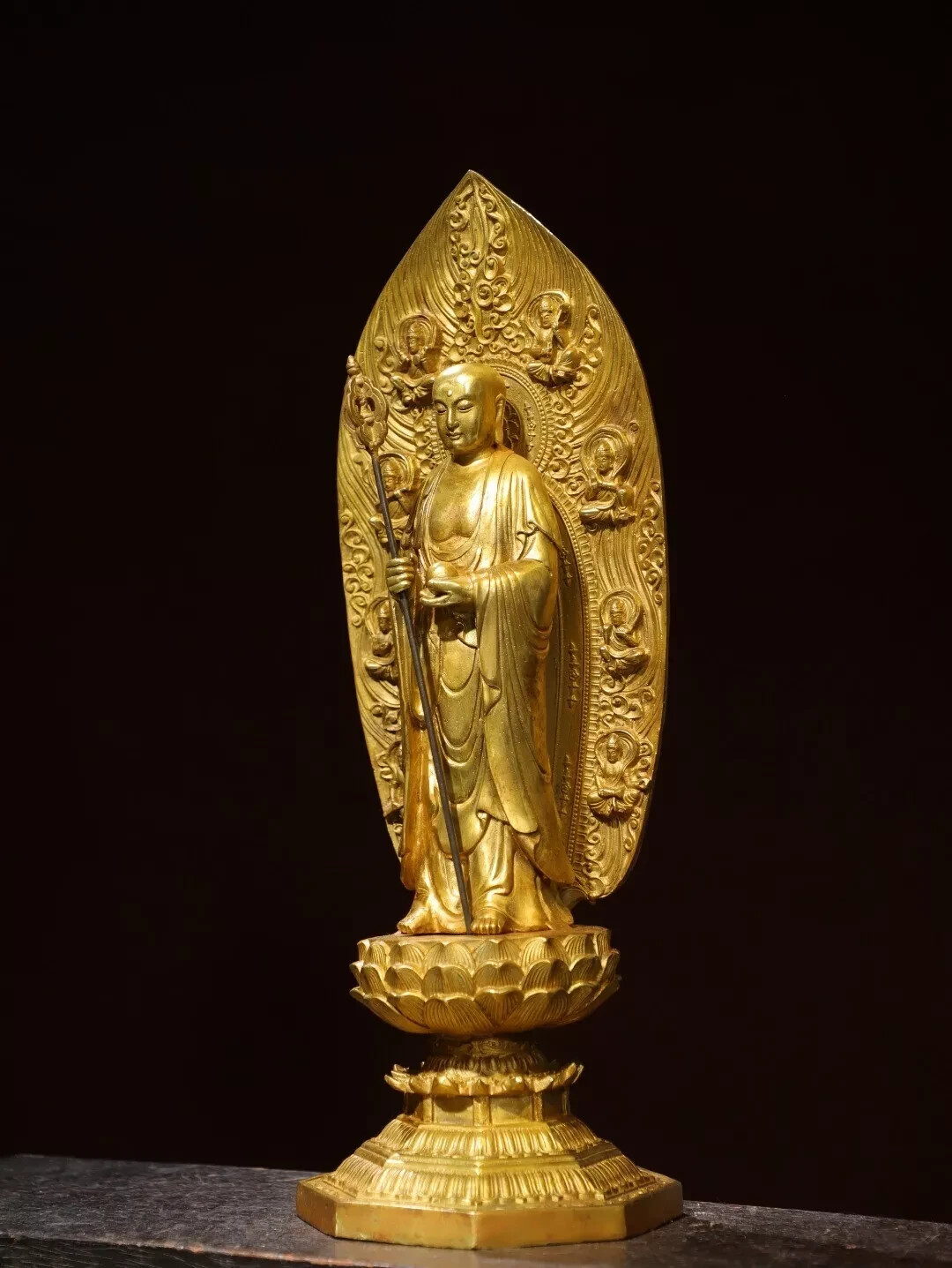 Fengshui old chinese copper Bronze gilded Buddha statue of the King of Tibet