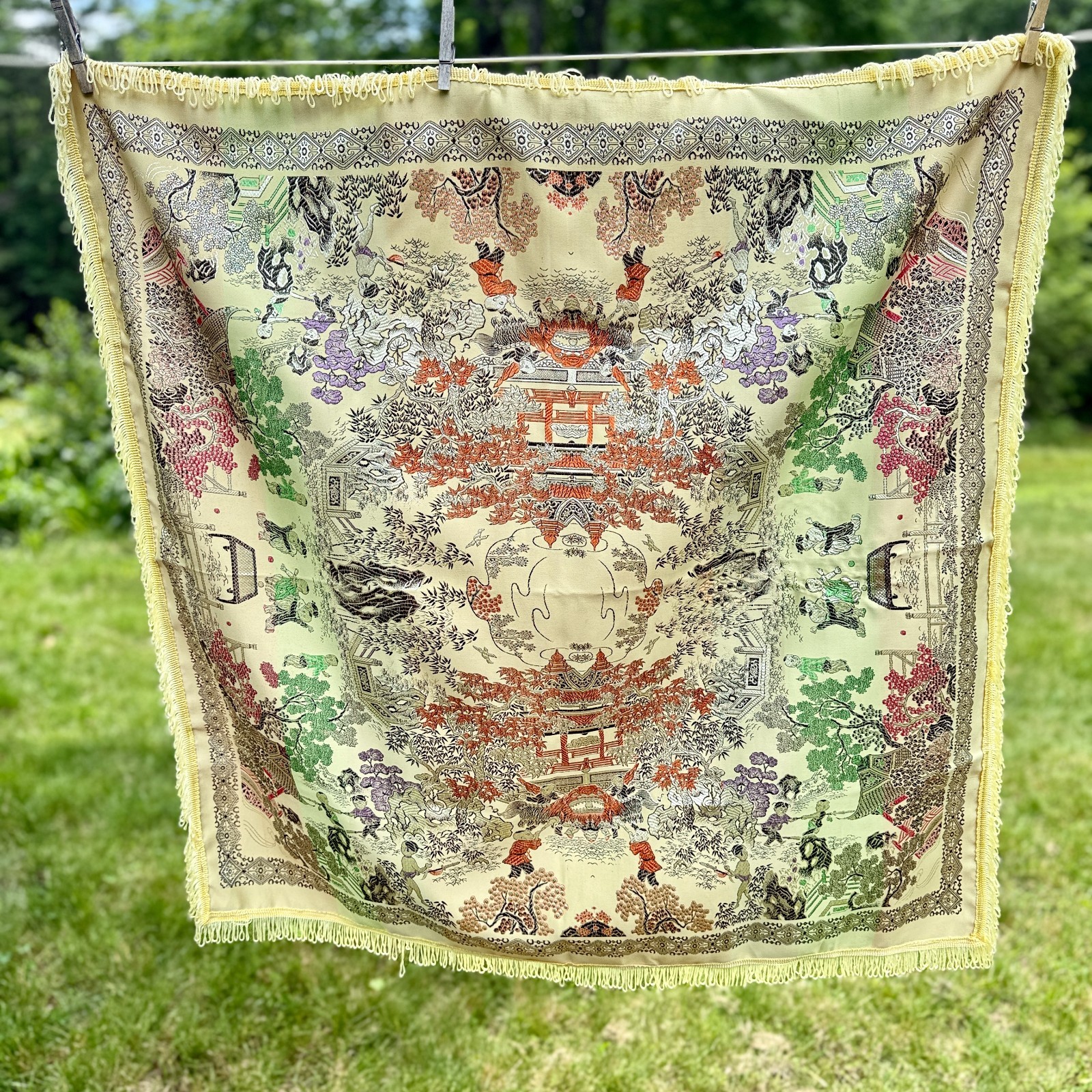 Vintage Chinese Silk Brocade China Tapestry Table Cloth 38inch Square Excellent