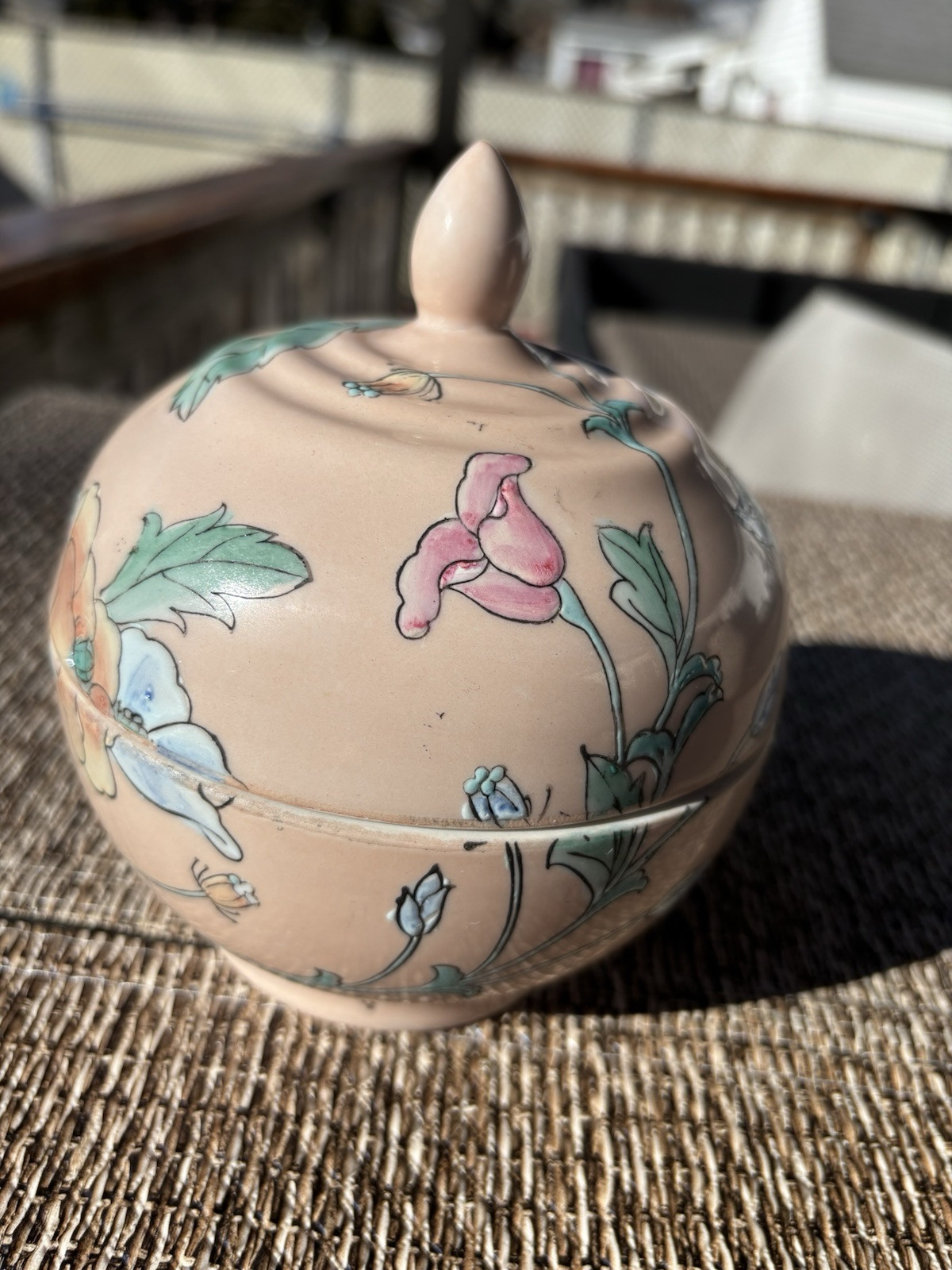 VTG-Toyo Whispering Garden Lidded Dish HFP Macau Pink Floral Ceramic Bowl Lid