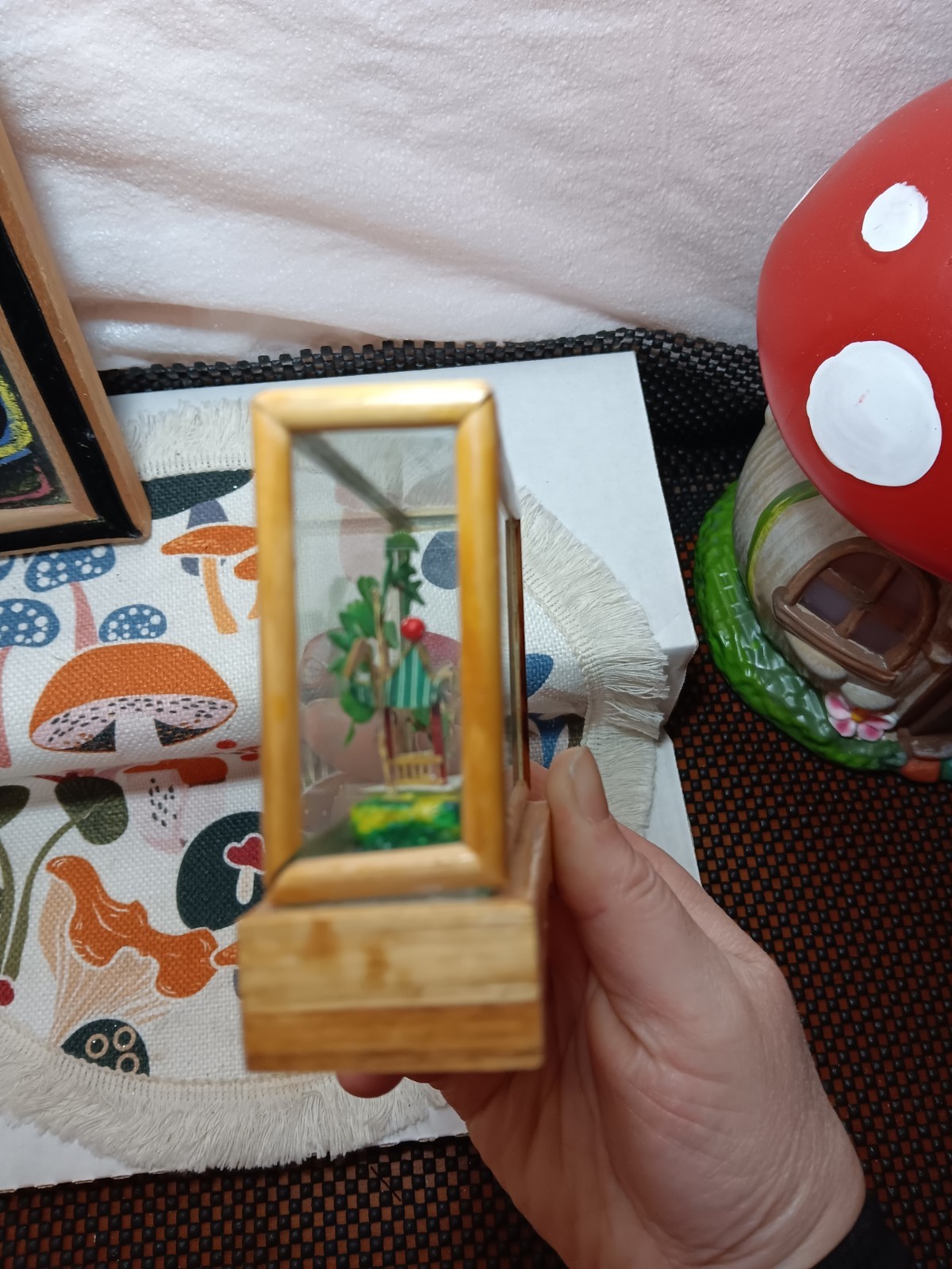 Vintage Chinese Miniature Glass Bamboo Frame Diorama!!!