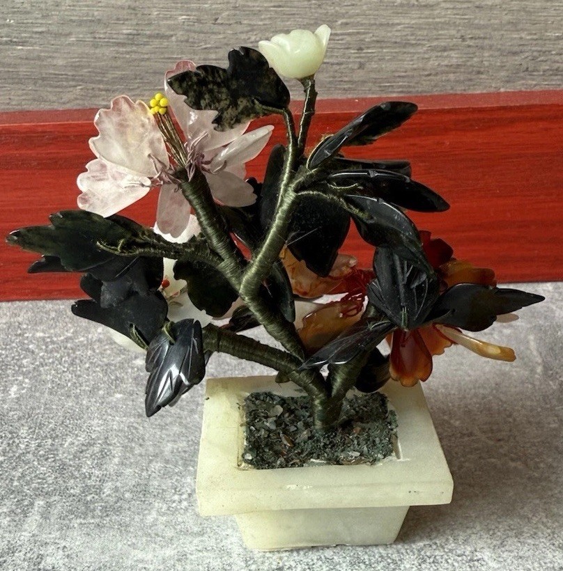 Vintage Chinese Jade Carnelian Quartz Flowers Tree Jade Pot