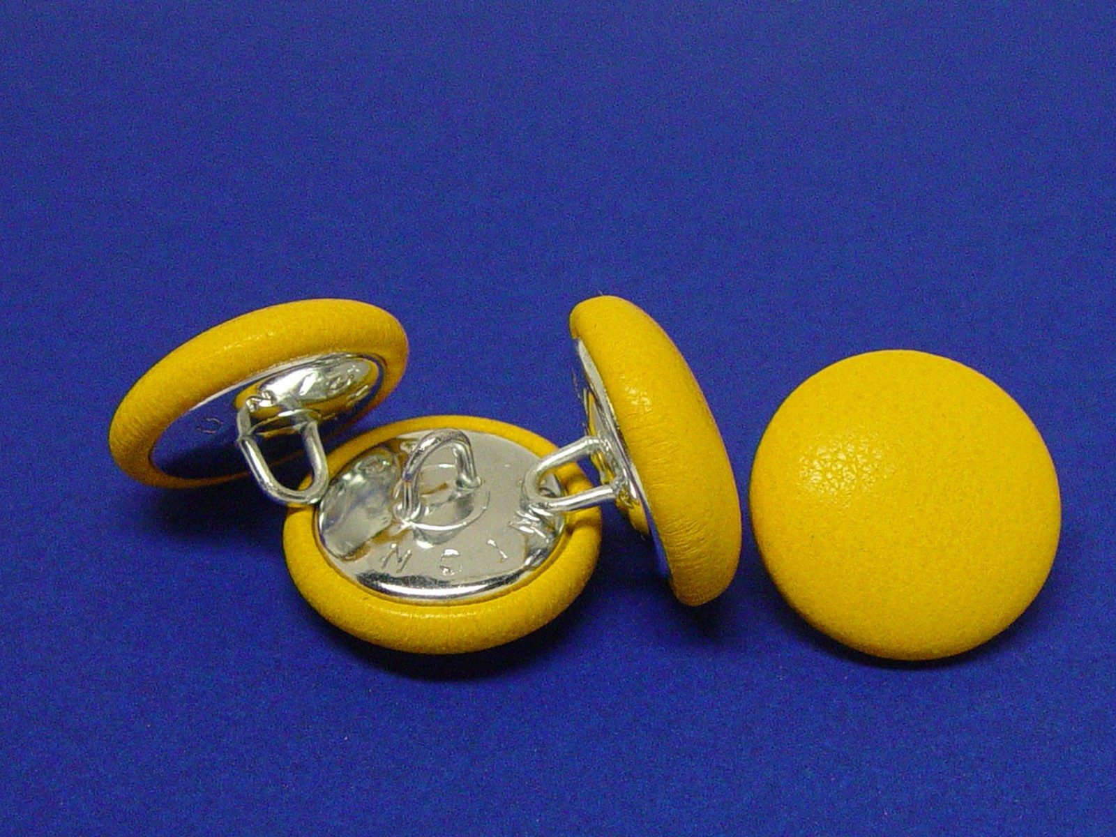 4 pcs MADE IN USA 21 mm genuine yellow leather jacket coat buttons, metal loop