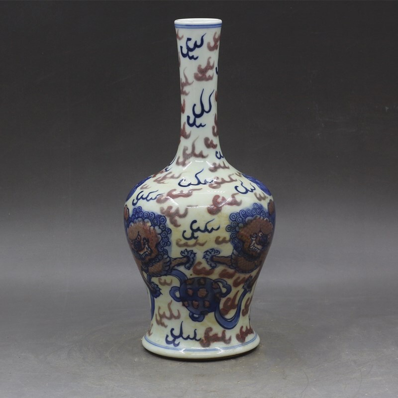 9.4″ Chinese Qing Blue White Porcelain Red Glaze Animal Foo Fu Dog Lion Vase