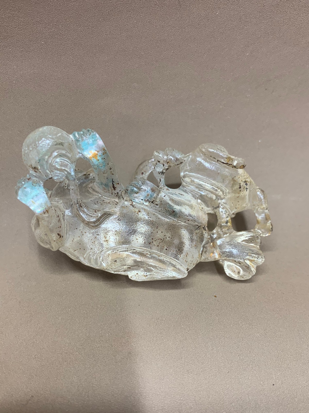 Good Quality Chinese Crystal Hand Carved *2Beasts* Little Statue
