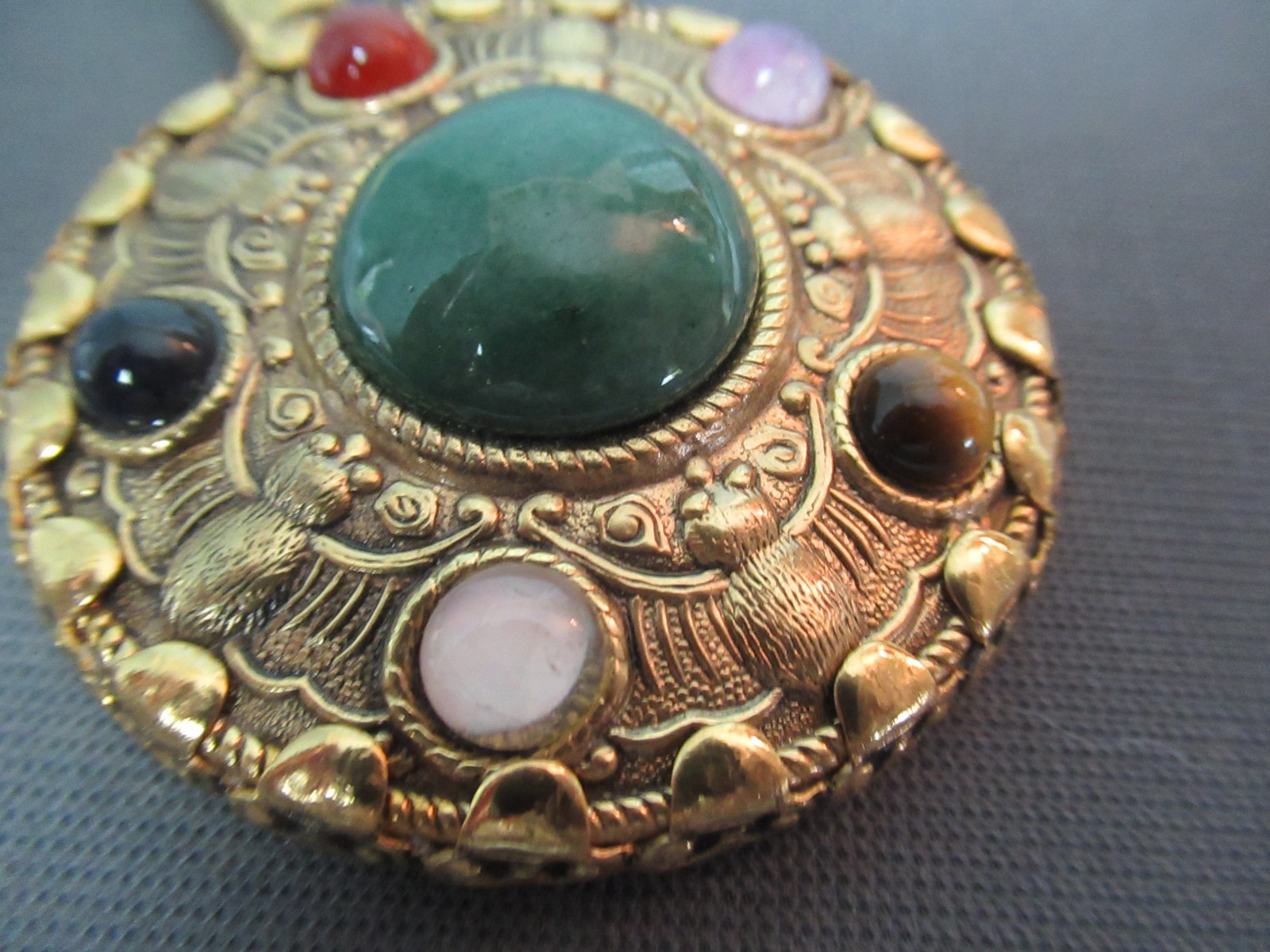 Vintage Chinese Small Hand Mirror Jade Handle Gold Tone Gemstones w/ Cover g6 bz