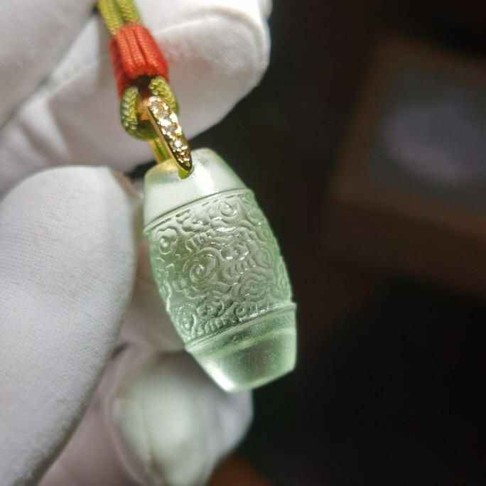 28MM Chinese Coloured Glaze Carving Propitious Cloud Auspicious Amulet Pendant