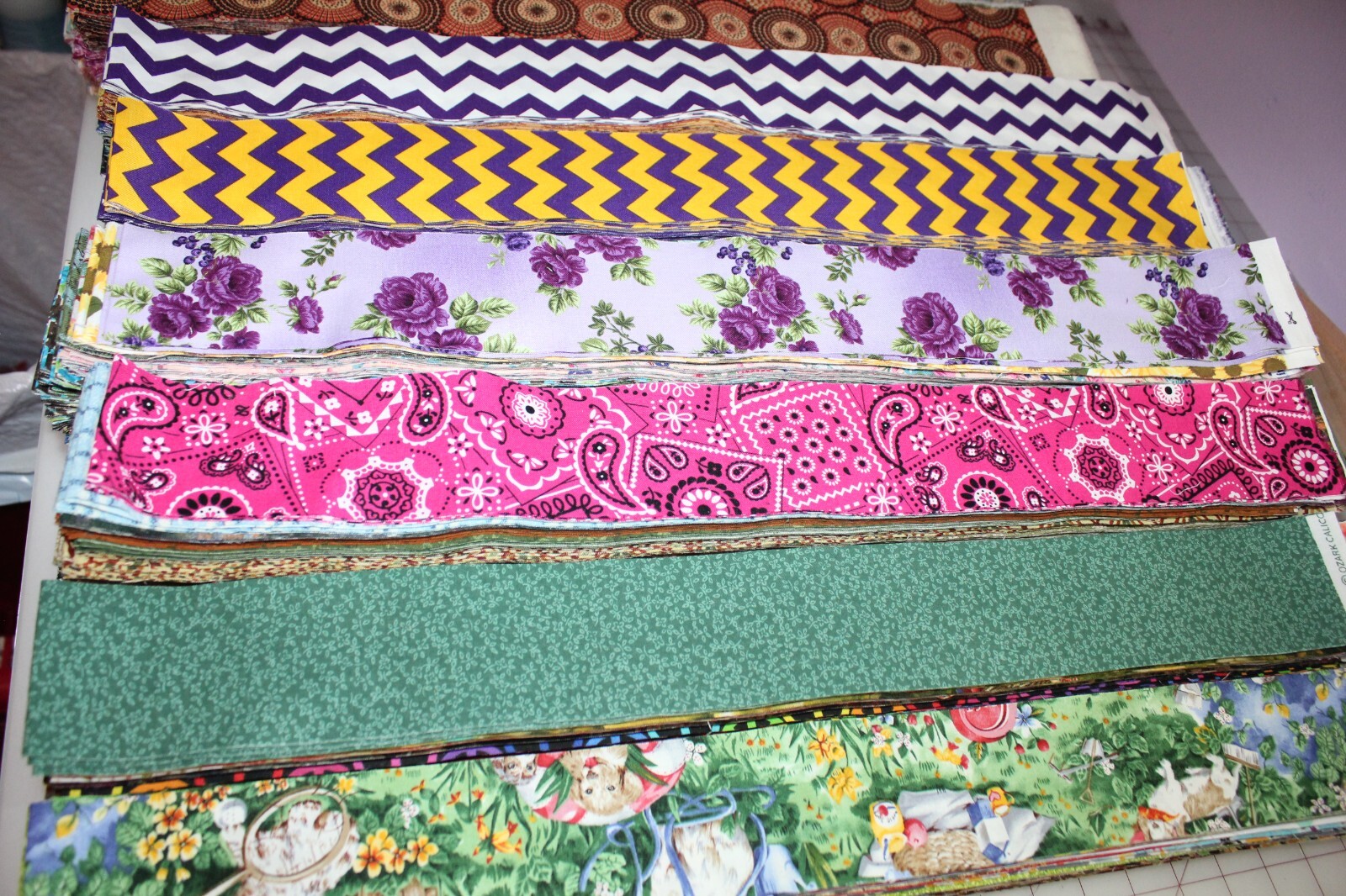 75 PC 2.5″ JELLY ROLL Strips Mixed 100% Cotton Fabric-Quilt-Sew Grab Bag
