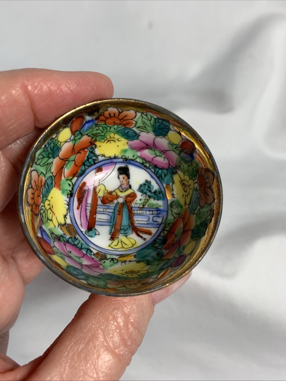 Vintage Miniature Chinese Porcelain Bowl/Sake Tea with Stand