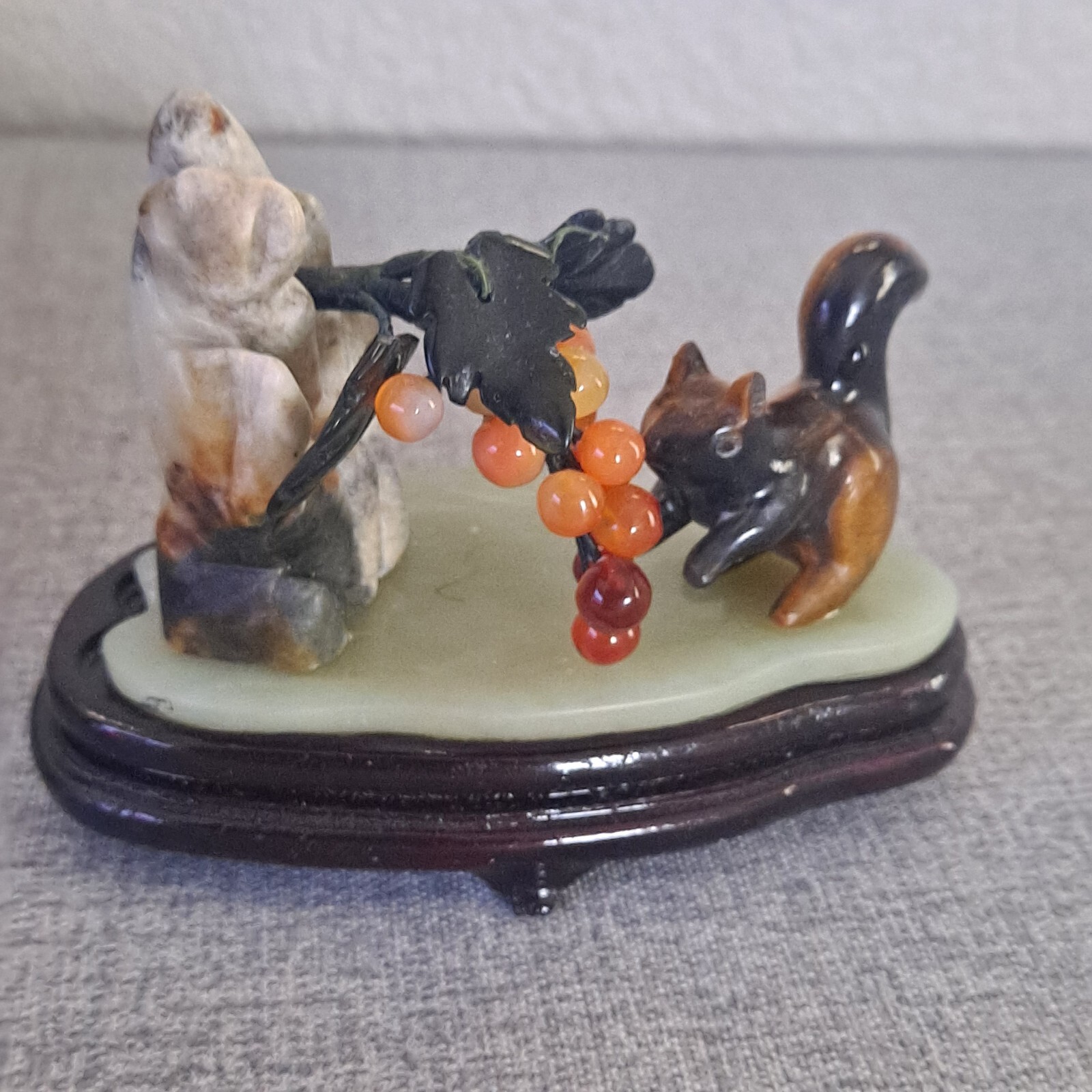 Vintage Chinese Carved Soap Stone Statute ~ Squirrel EXCELLENT