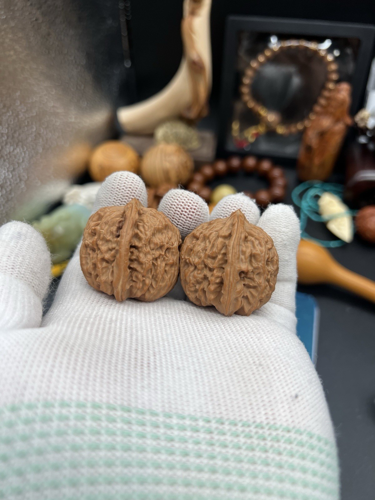 Pair of Match Chinese Health Walnut 36×35×36mm 精配文玩核桃～全品小众无名